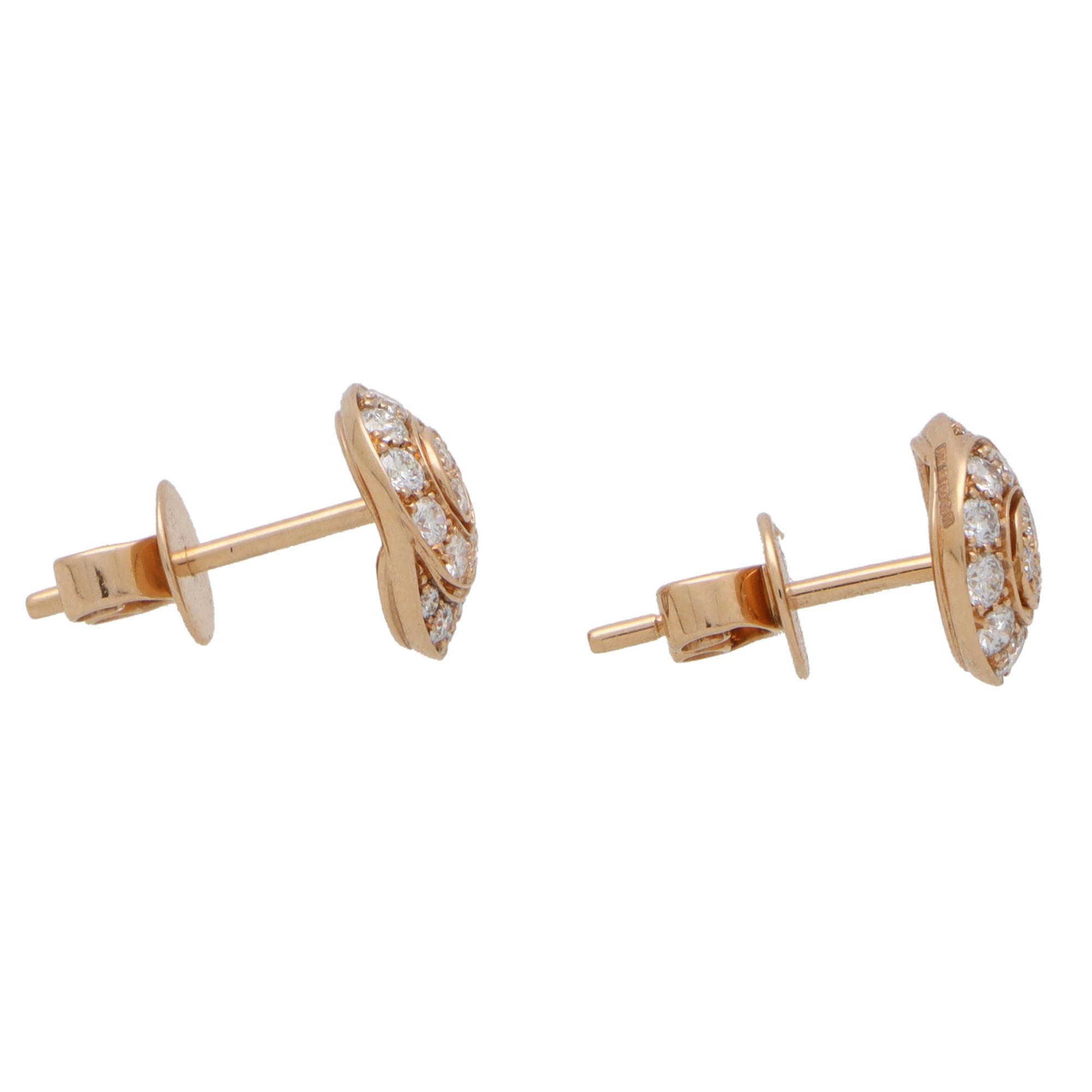 Diamant-Ohrstecker mit Wirbel aus 18 Karat Roségold (Rundschliff)