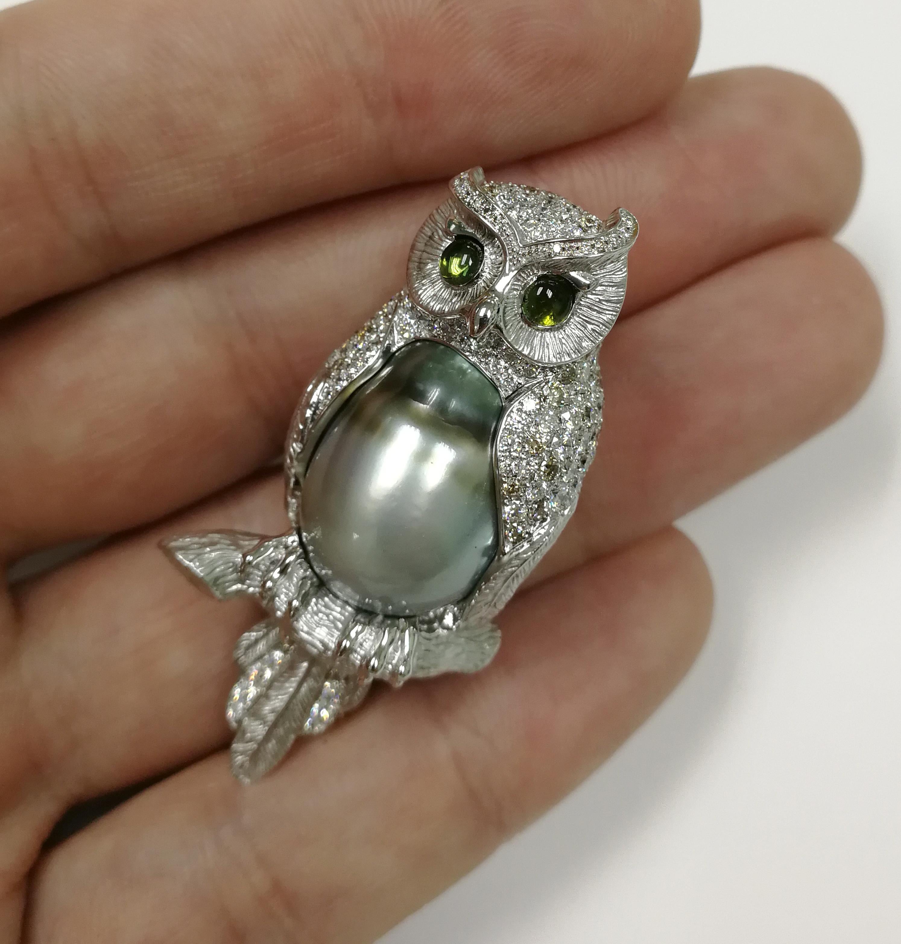 white owl emerald
