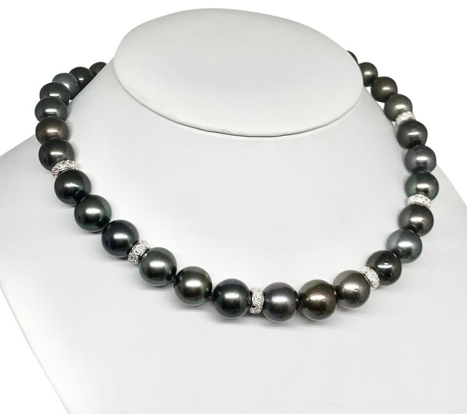 Women's Diamond Tahitian Pearl 18k Gold Necklace Certified For Sale
