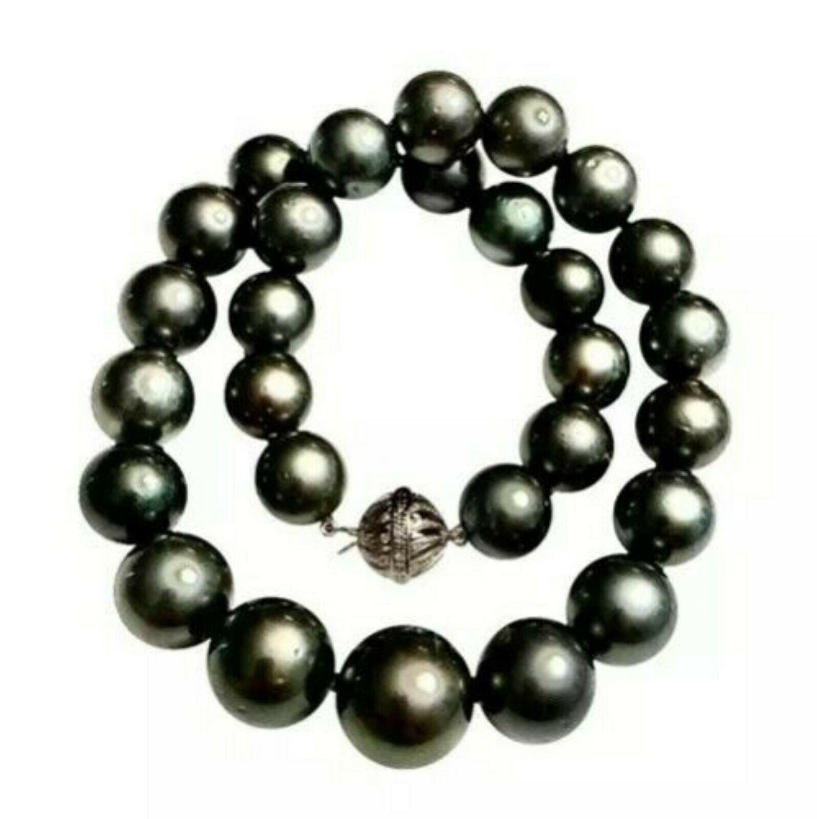 Fine Quality Tahitian Pearl Diamond Necklace 17.6 mm 16.5