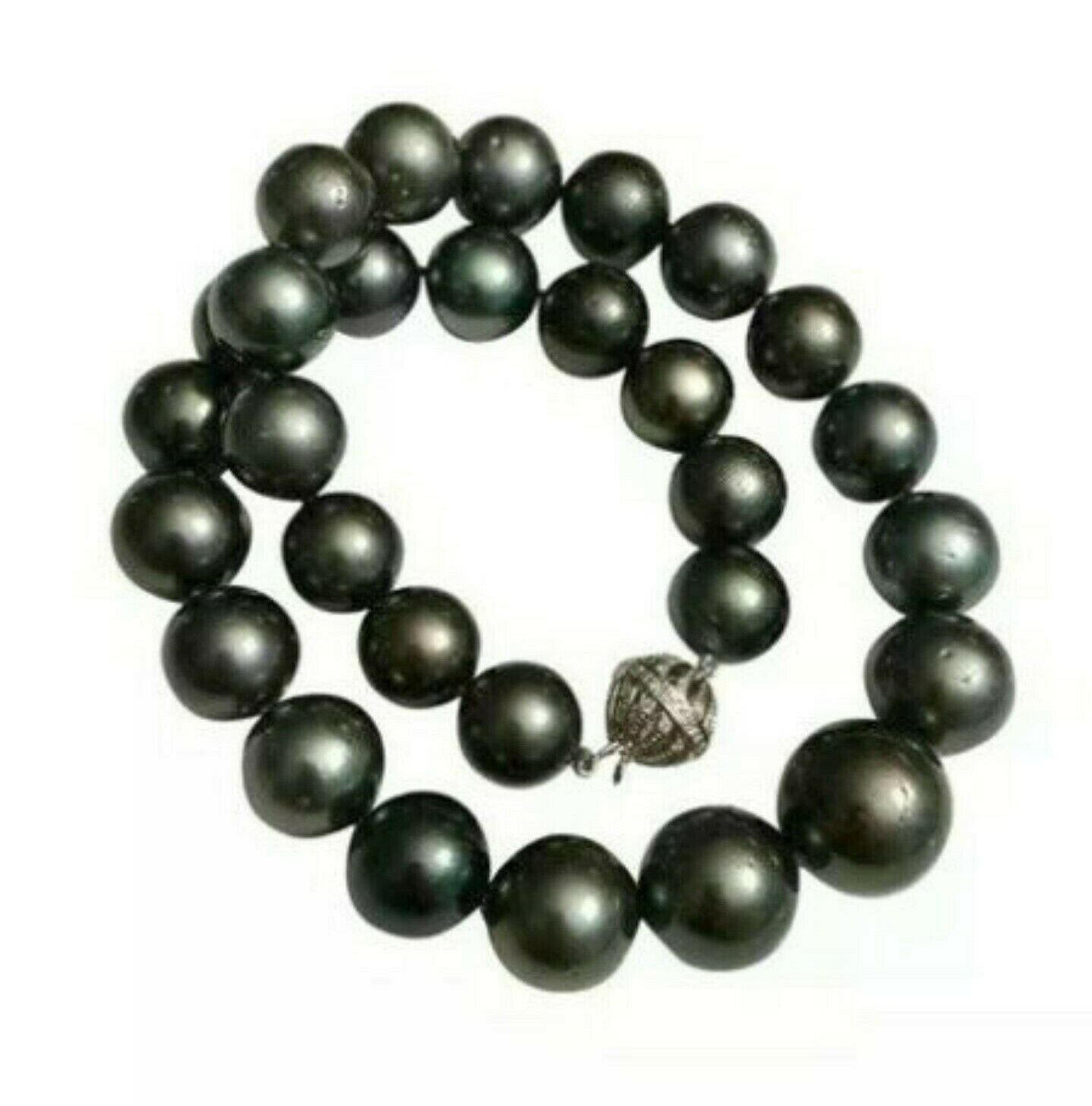 Modern Diamond Tahitian Pearl Necklace 14k Gold 14k Gold Certified