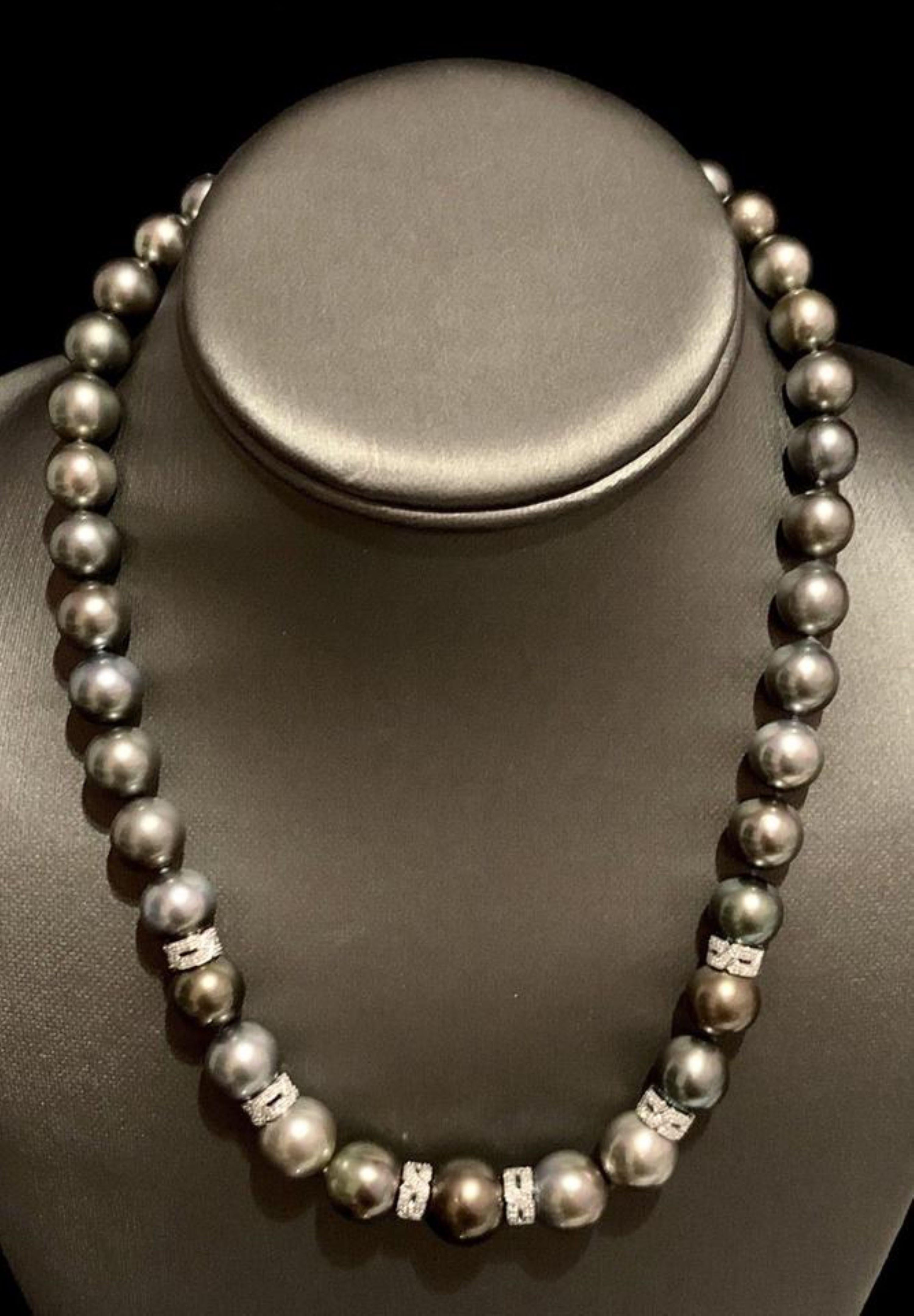 Diamond Tahitian Pearl Necklace 18k Gold Certified For Sale 7