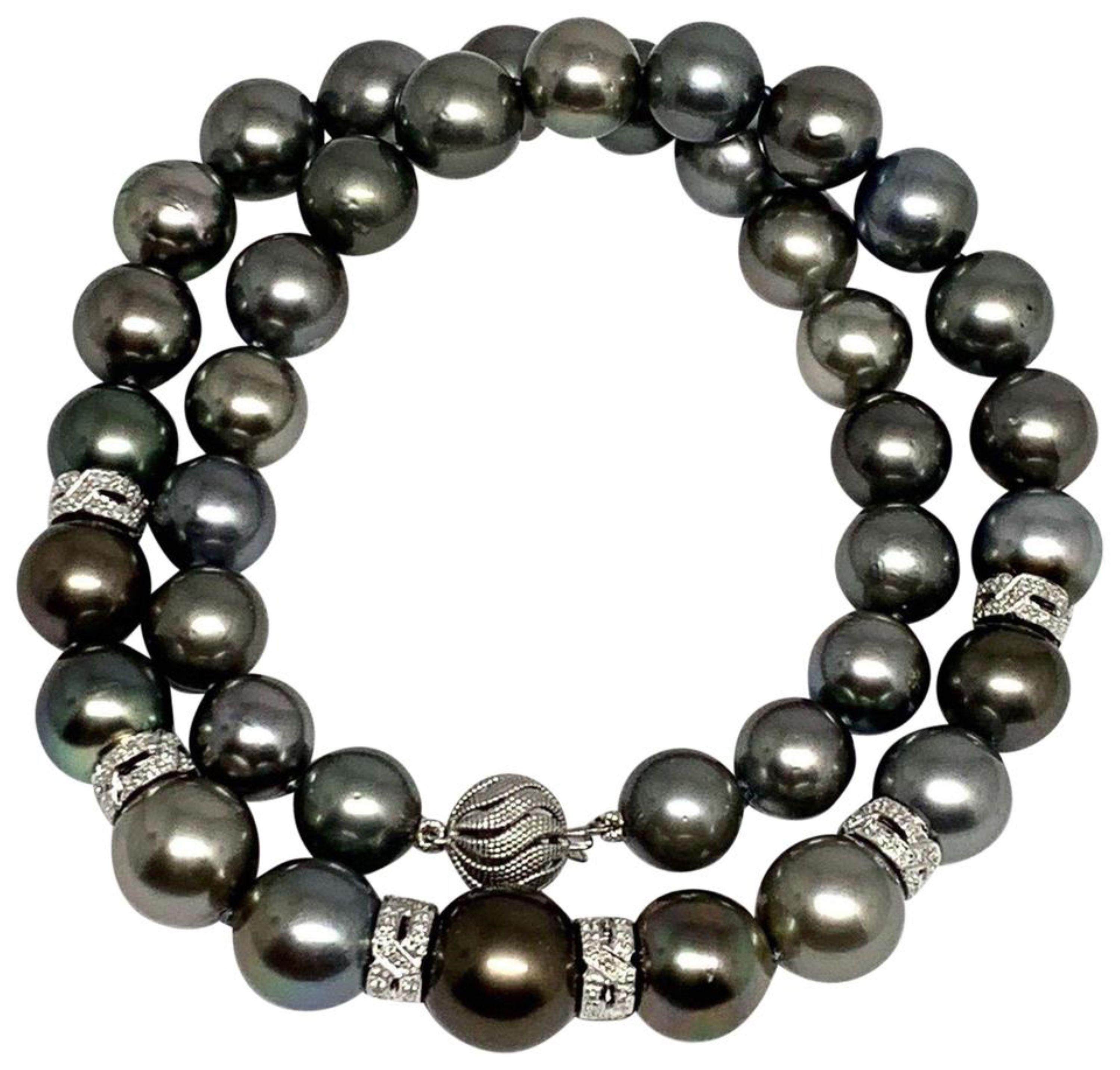 Collier de perles de Tahiti en or 18 carats et diamants de 12,9 mm, certifié 18 pouces en vente 1