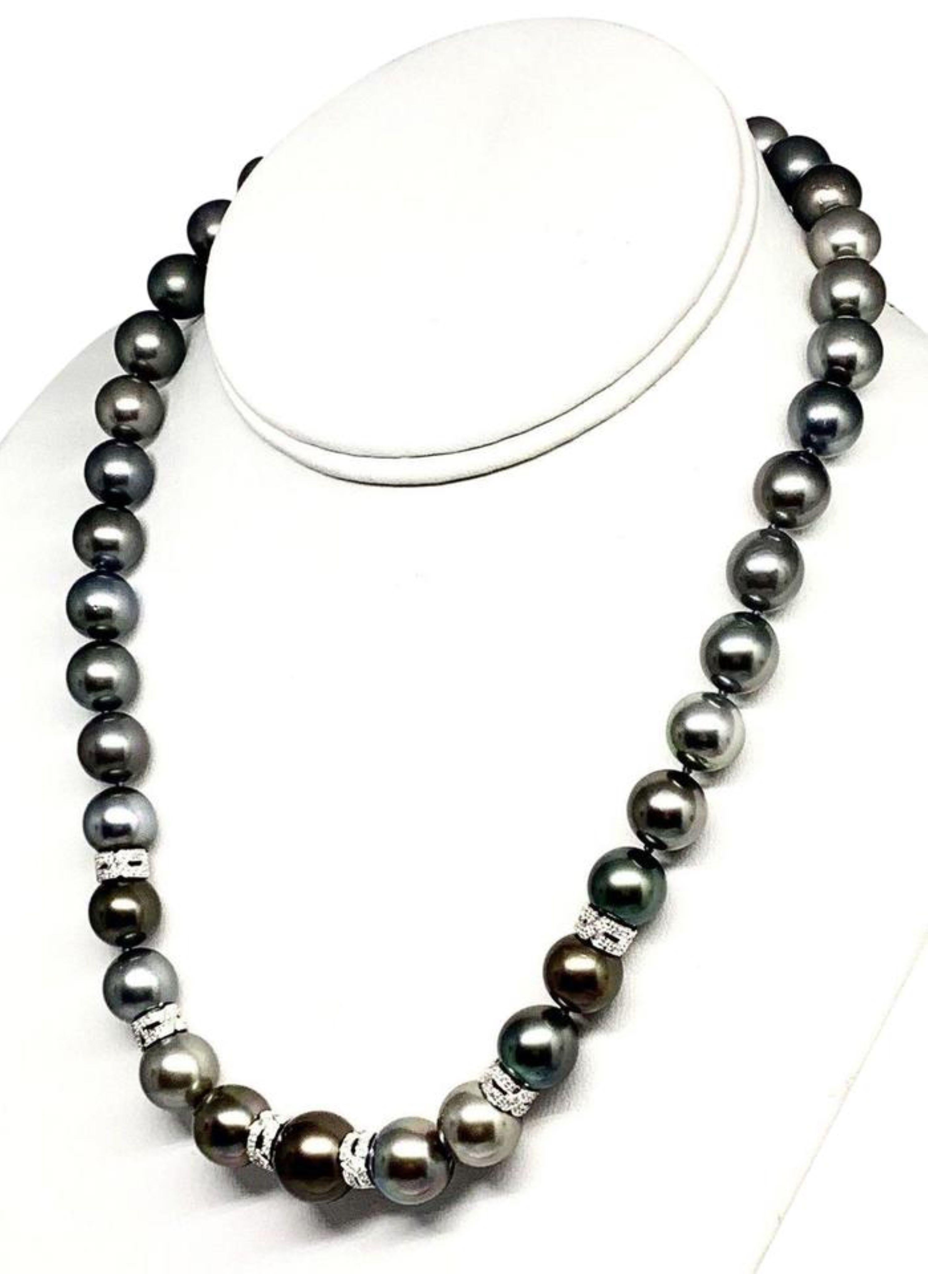 Diamond Tahitian Pearl Necklace 18k Gold Certified For Sale 3
