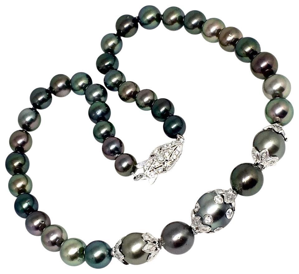 Round Cut Diamond Tahitian Pearl Necklace 18k Gold Certified