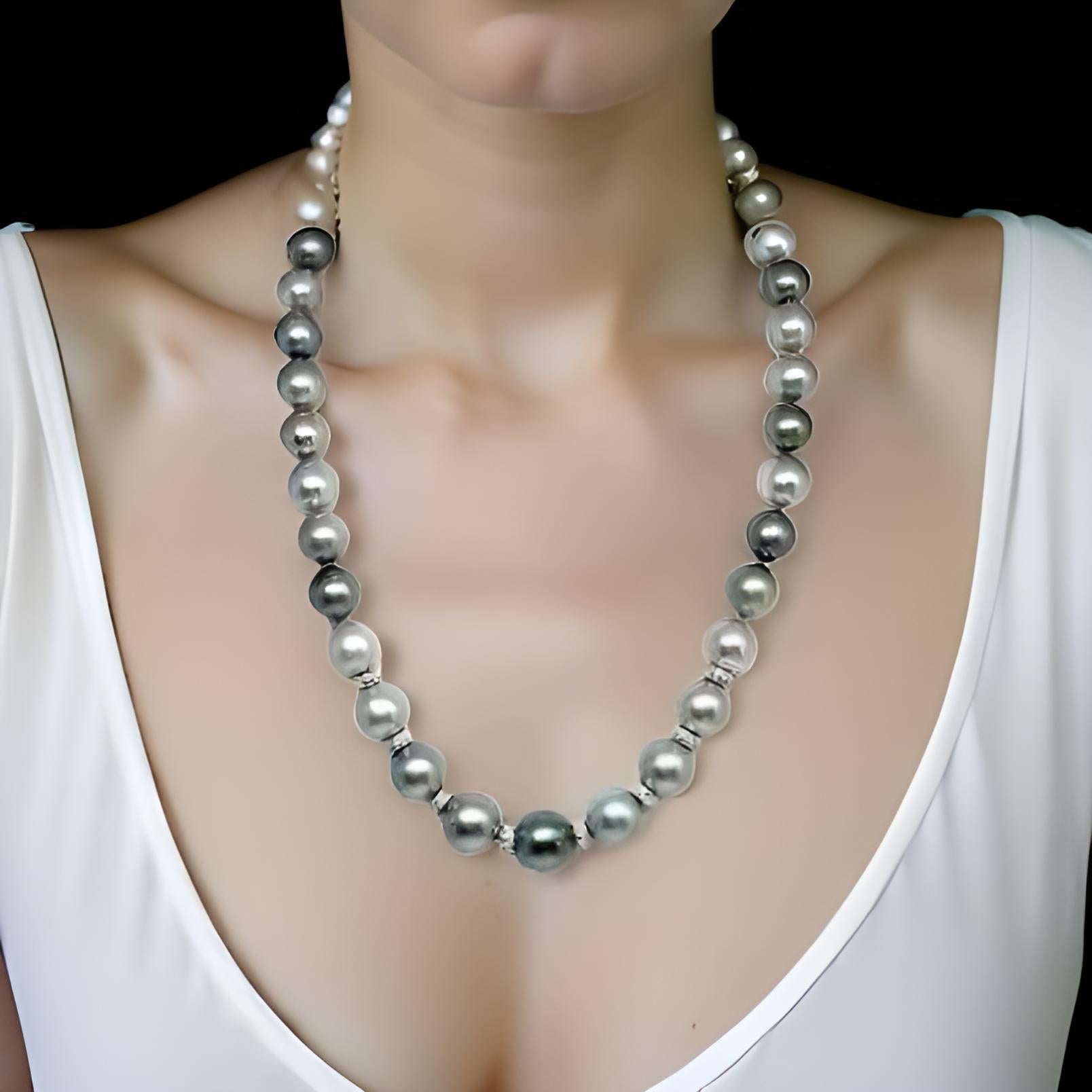 Collana di diamanti e perle tahitiane in oro 18k certificato In condizioni Nuovo in vendita a Brooklyn, NY