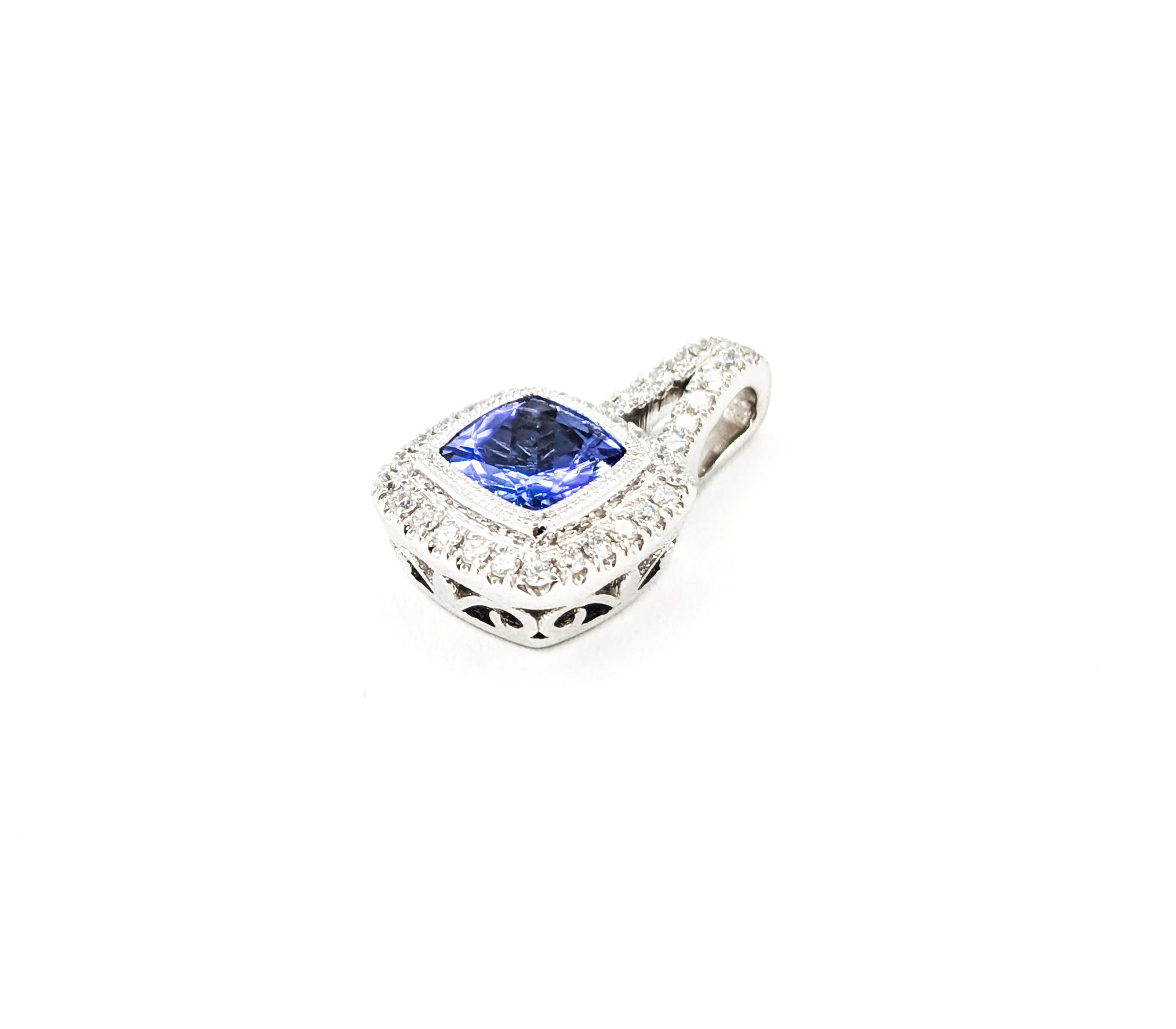 Ciondolo a goccia con diamante e tanzanite in oro bianco In condizioni Nuovo in vendita a Bloomington, MN