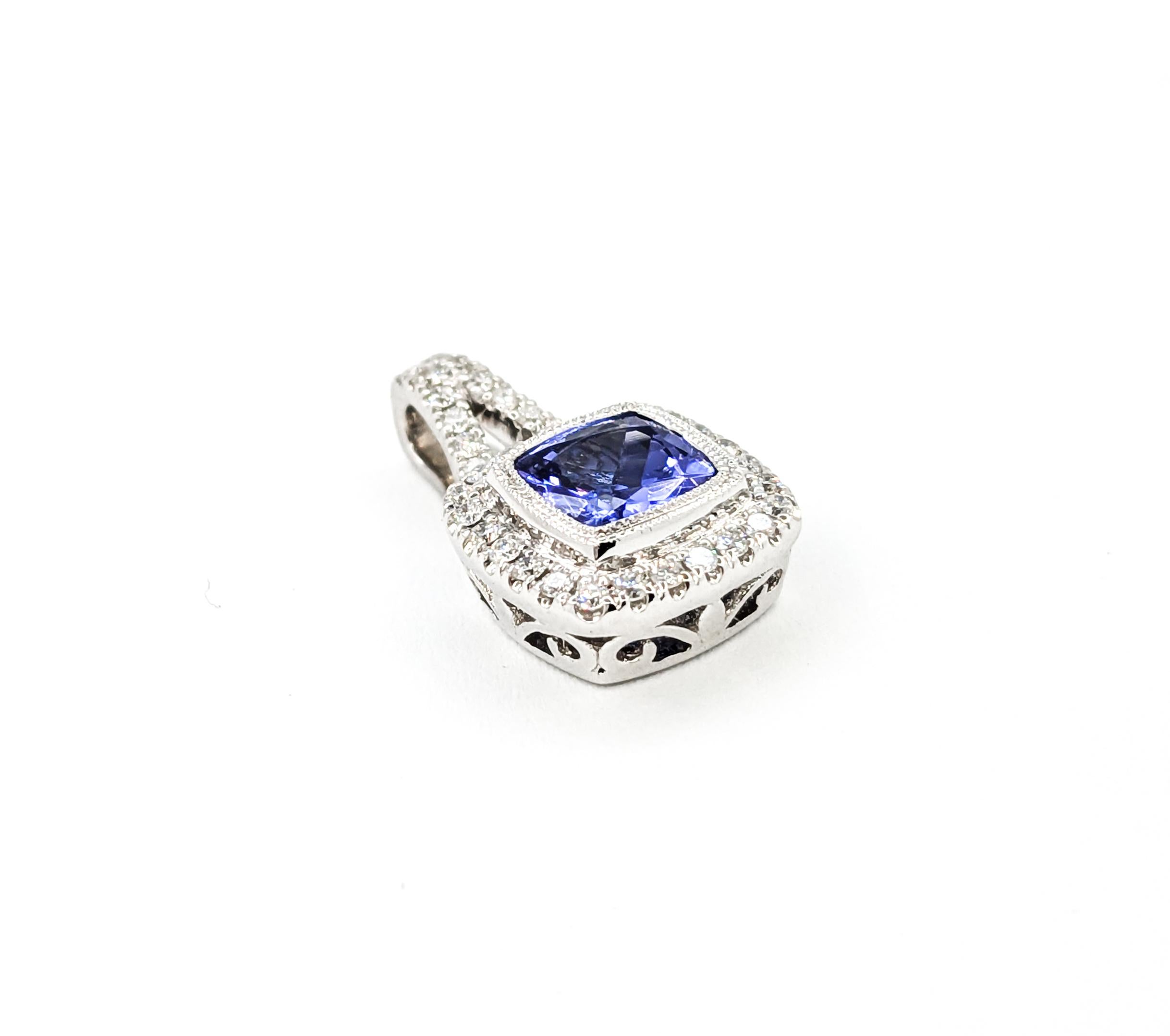 Donna Ciondolo a goccia con diamante e tanzanite in oro bianco in vendita