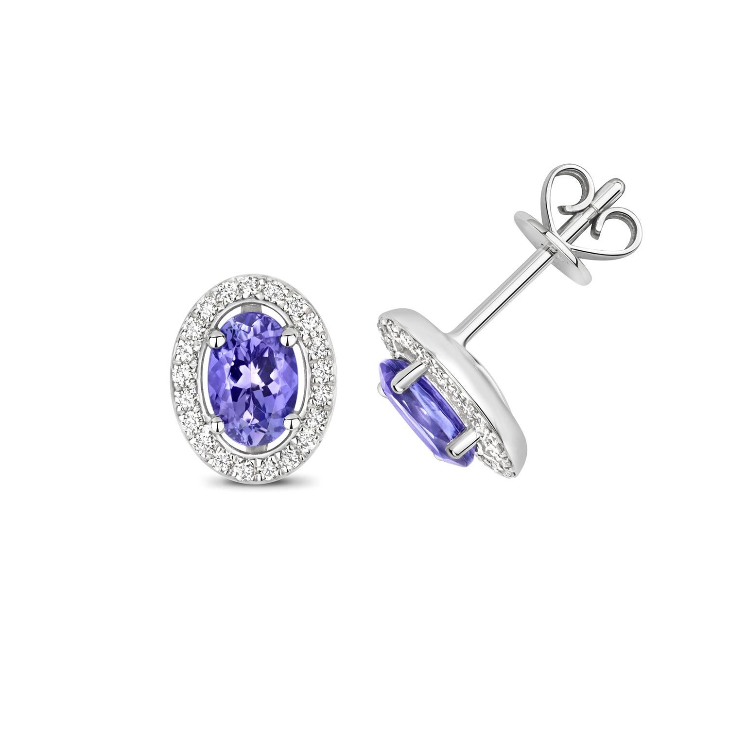 DIAMOND AND TANZANITE HALO STUDS OVAL

9K W/G 42RD/0.18 2TAN/0.95

Weight: 1.4g

Number Of Stones:2+42

Total Carates:0.950+0.180