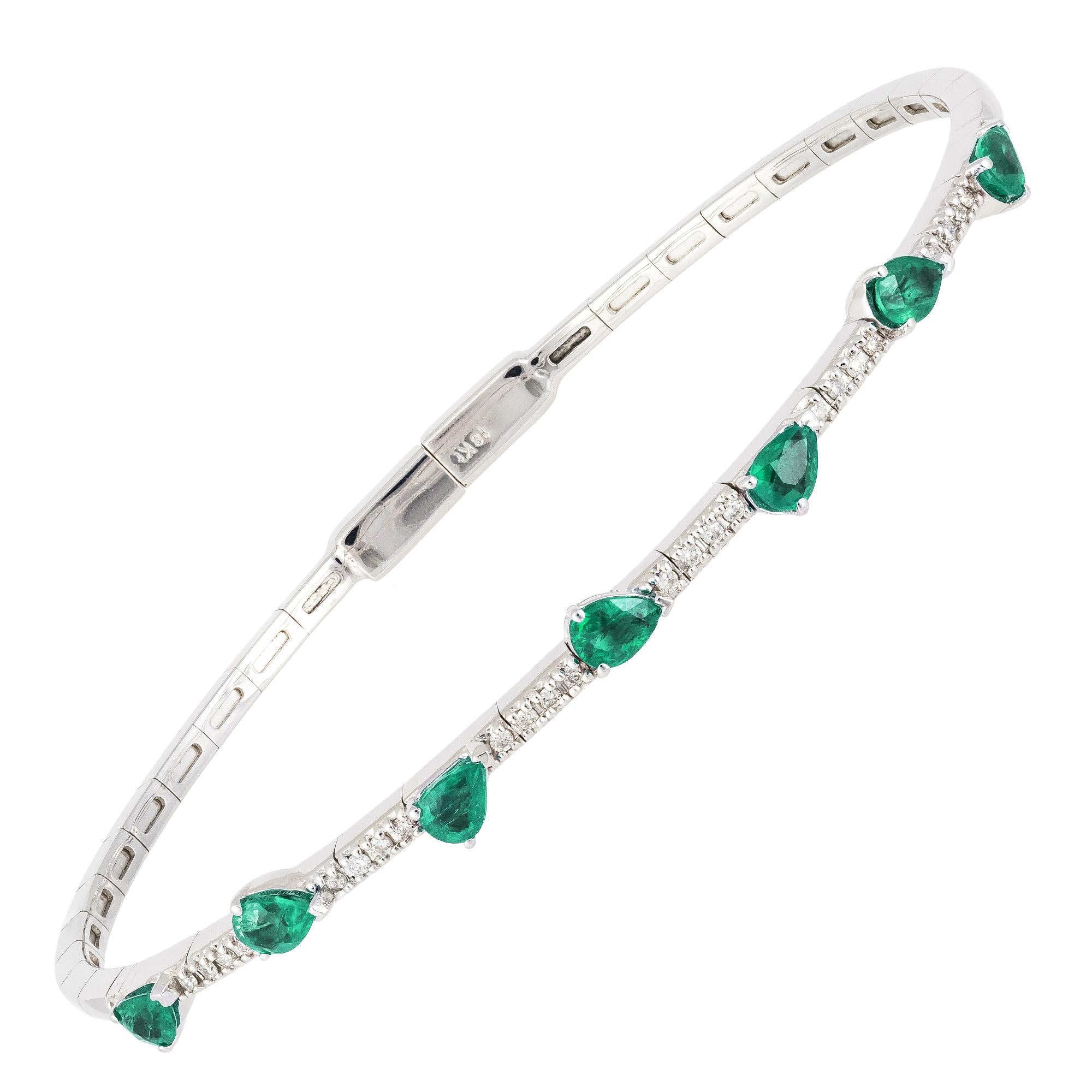 BANGLE BRACELET 18K White Gold Diamond 0.11 Cts/26 Pcs Emerald 0.86 Cts/7 Pcs
