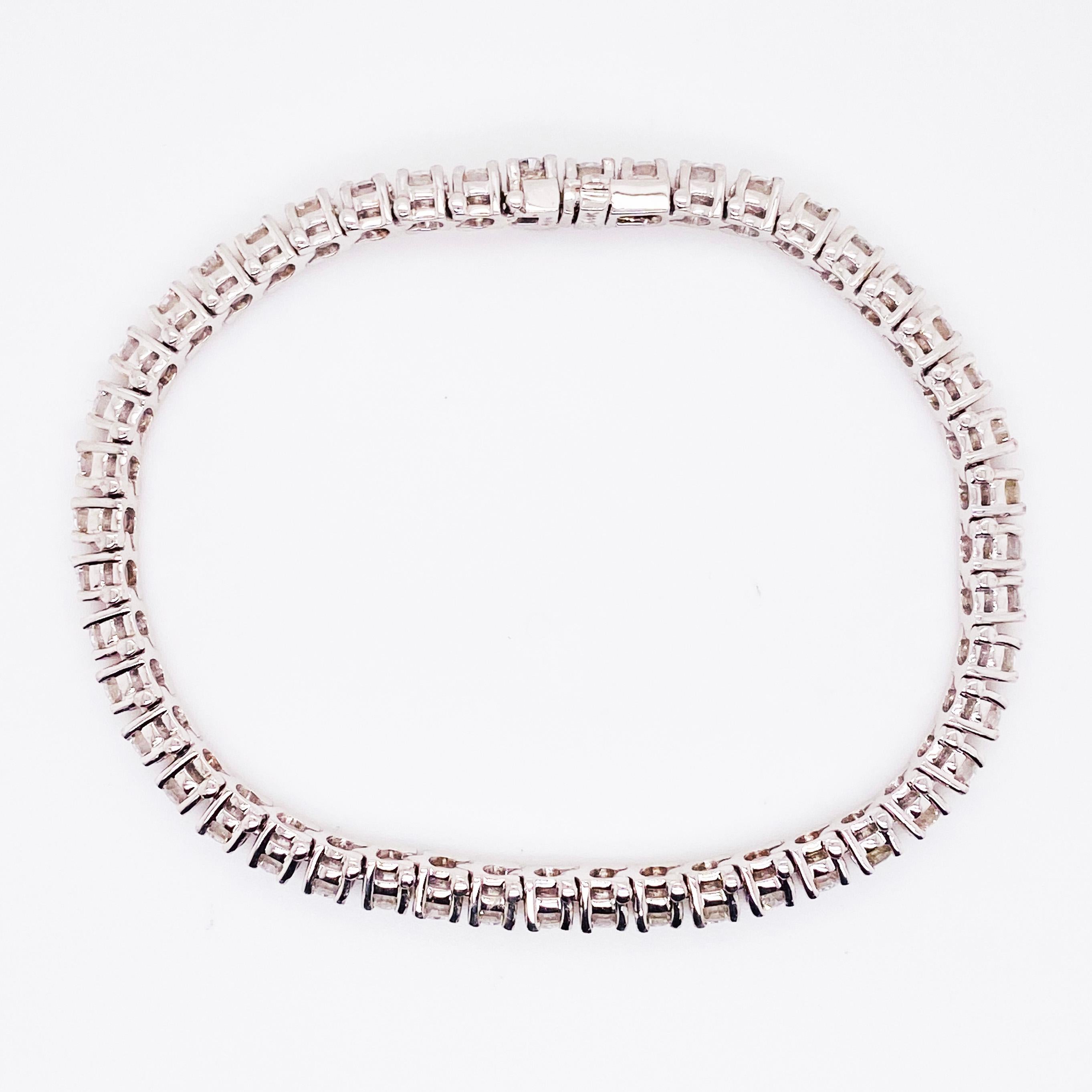 Taille ronde Bracelet tennis en diamants, or blanc 14 carats et diamants en vente