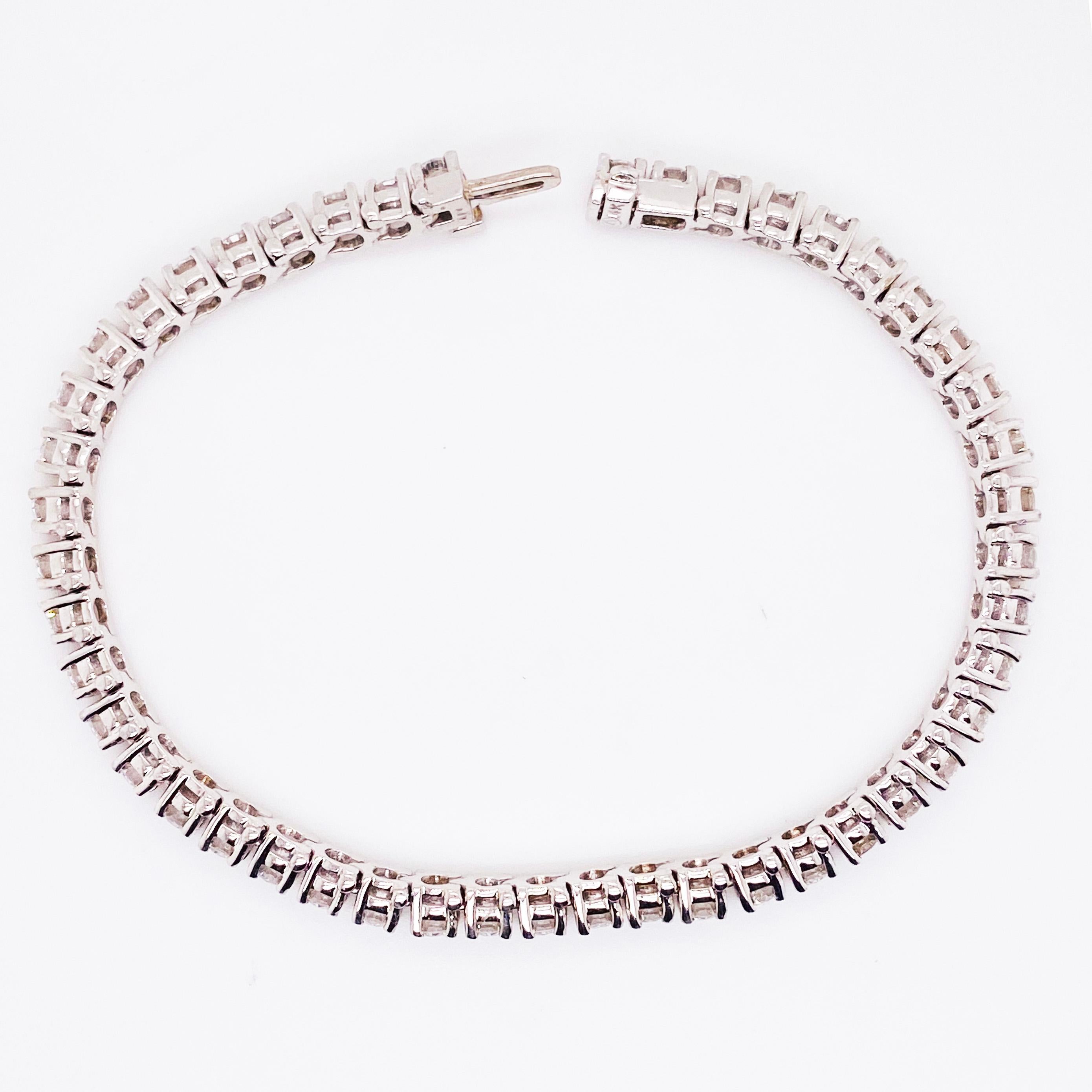 Bracelet tennis en diamants, or blanc 14 carats et diamants Neuf - En vente à Austin, TX