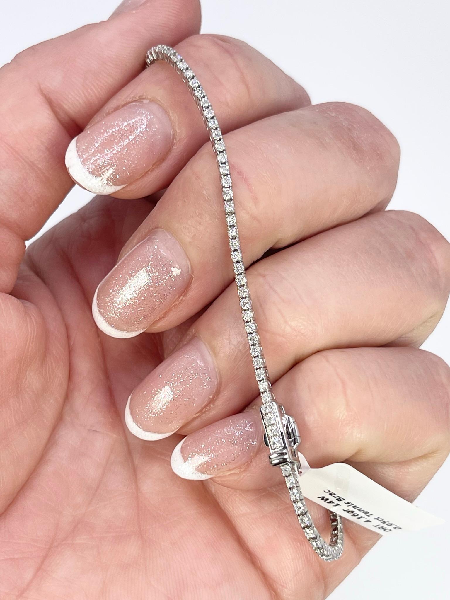 Round Cut Diamond Tennis Bracelet 14KT white gold 0.95ct For Sale