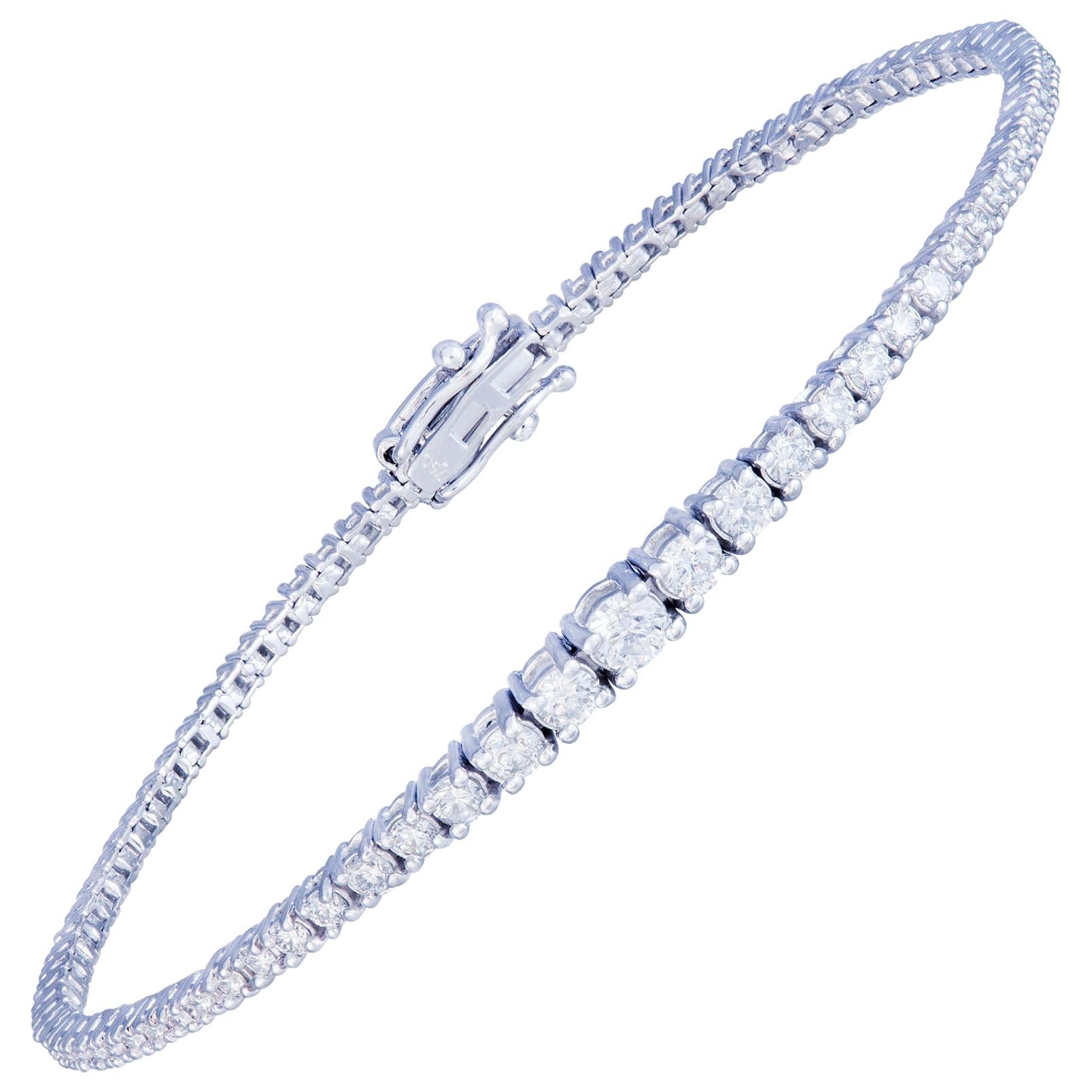 Diamond Tennis Bracelet 18 Karat White Gold Diamond 1.45 Carat/85 Pieces