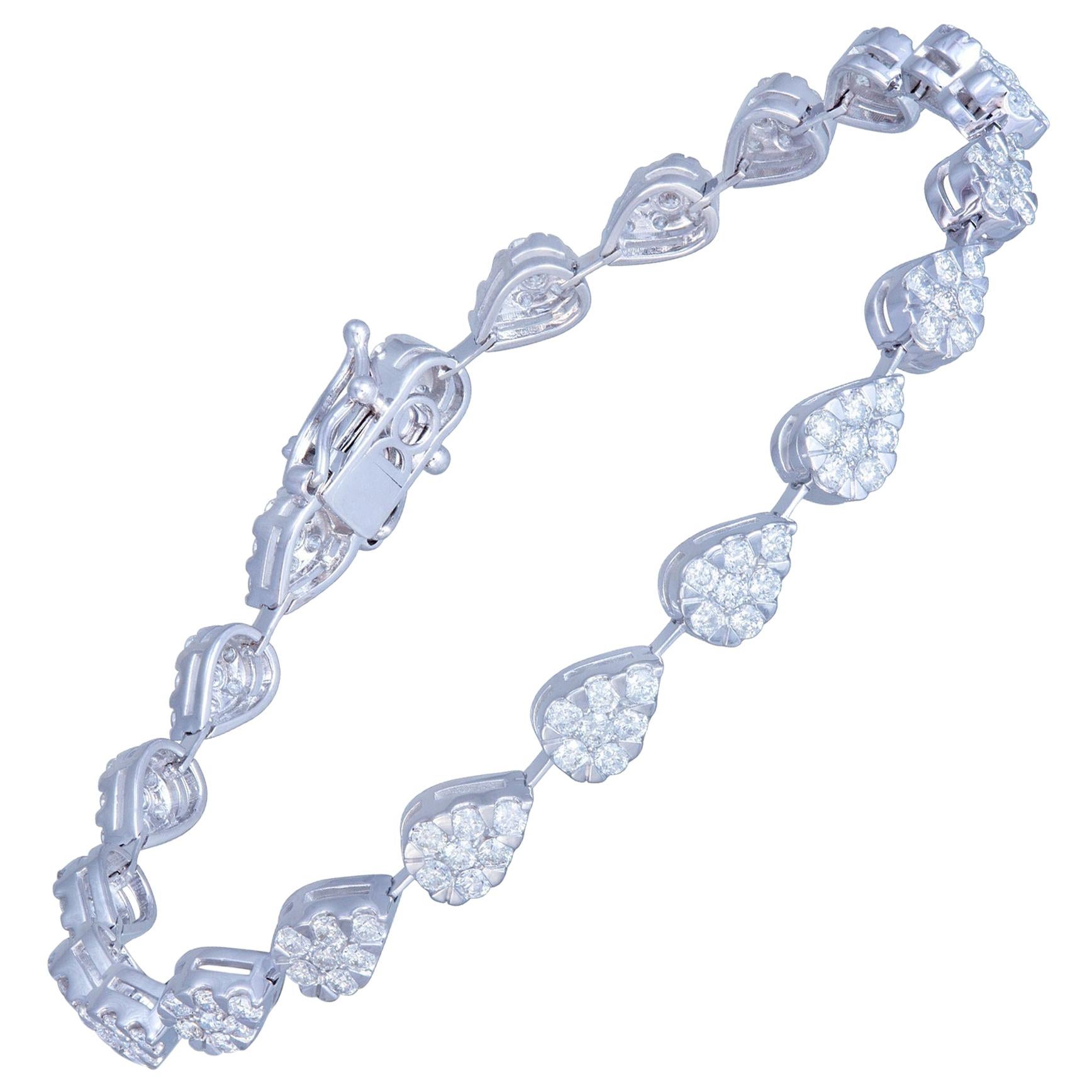 Diamond Tennis Bracelet 18 Karat White Gold Diamond 2.50 Carat/140 Pcs For Sale