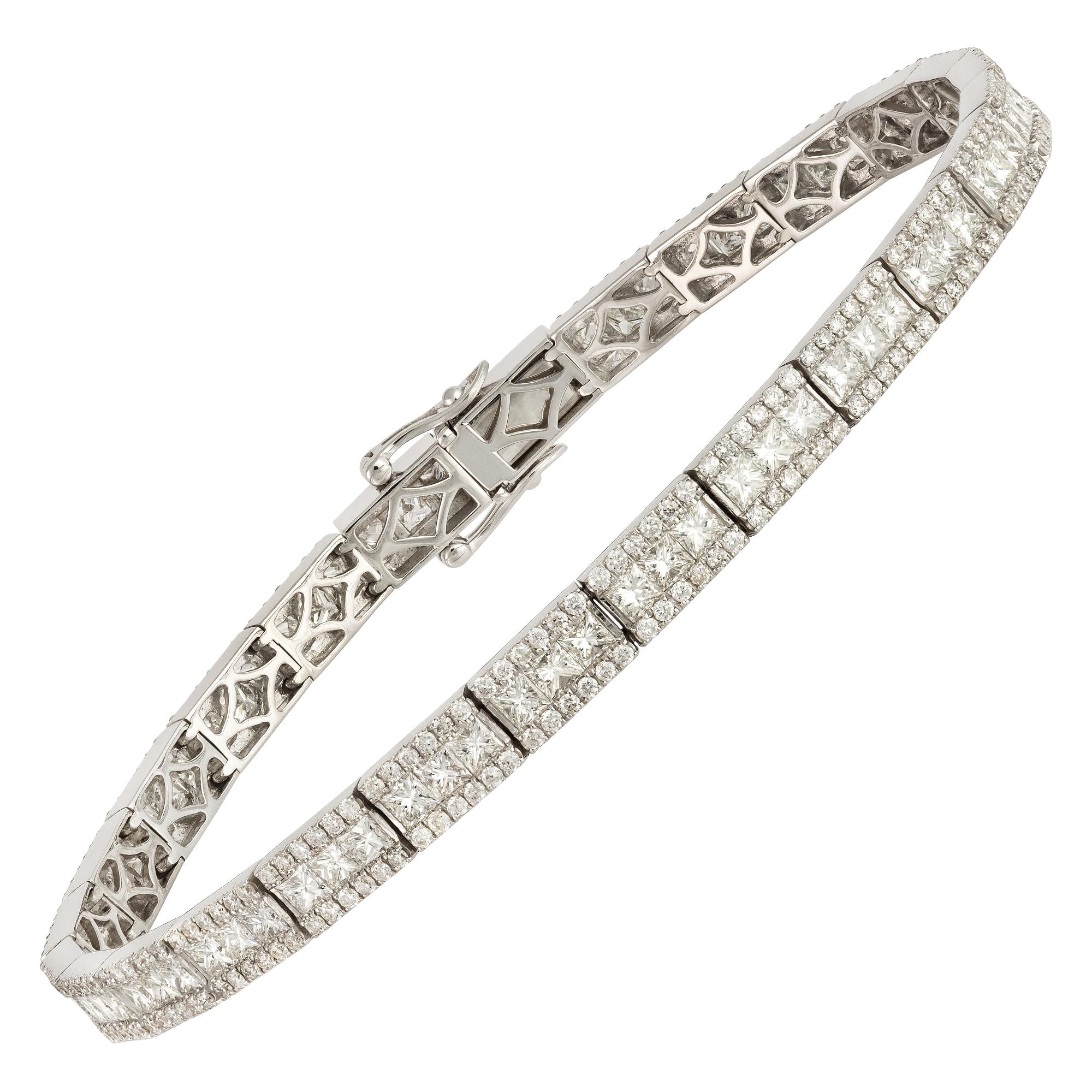 Diamond Tennis Bracelet 18K White Gold Diamond 1.43 Cts/312 Pcs DPR 3.95 Cts For Sale