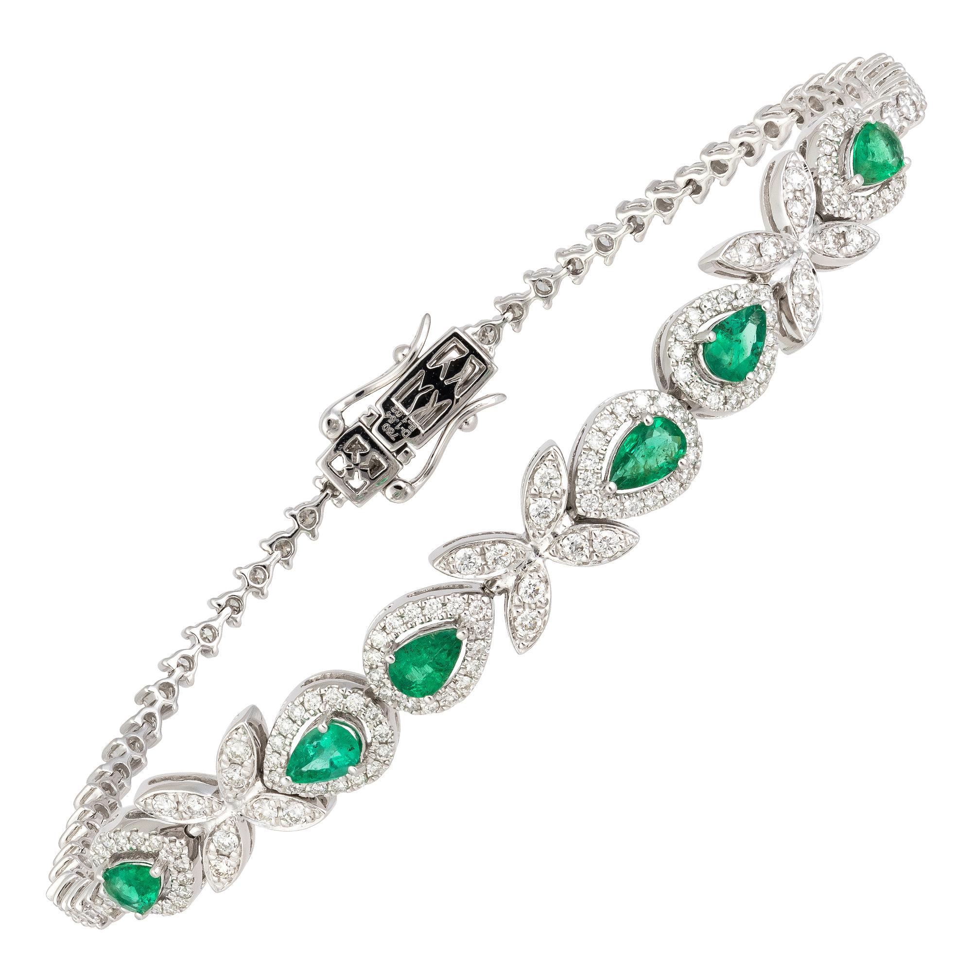 BRACELET 18K White Gold Diamond 1.54 Cts/170 Pcs Emerald 1.02 Cts/6 Pcs
