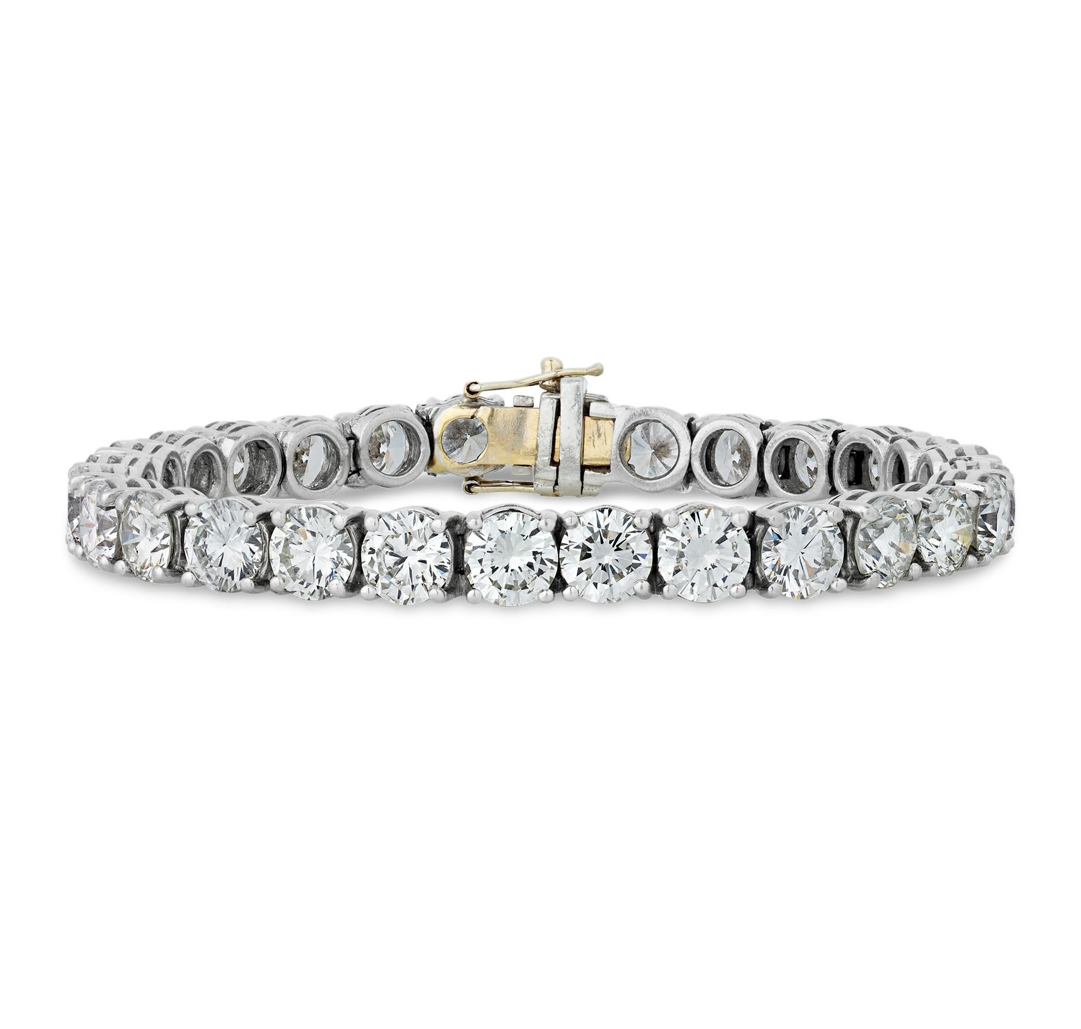 Taille brillant Bracelet tennis avec diamants 20.10 carats en vente