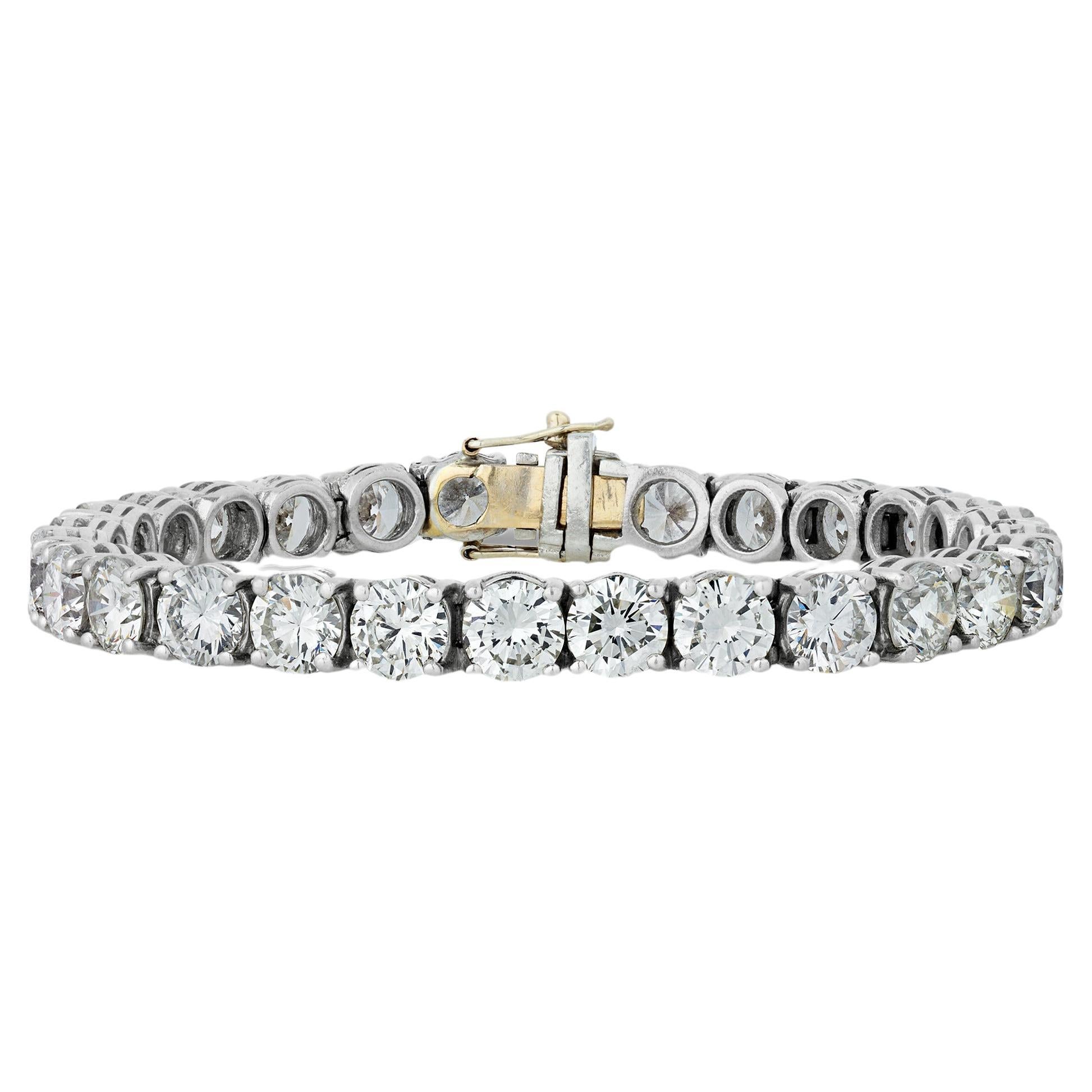 Bracelet tennis avec diamants 20.10 carats en vente
