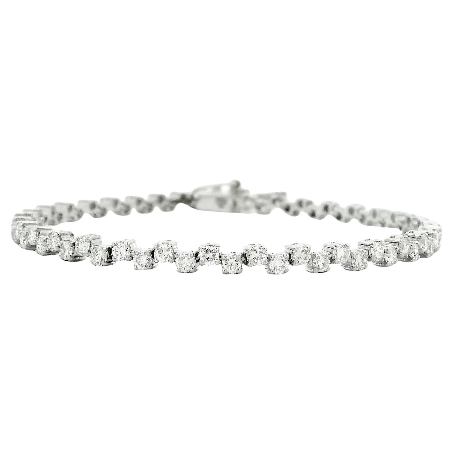 Diamond Tennis Bracelet 2.94 Carats in 18K White Gold