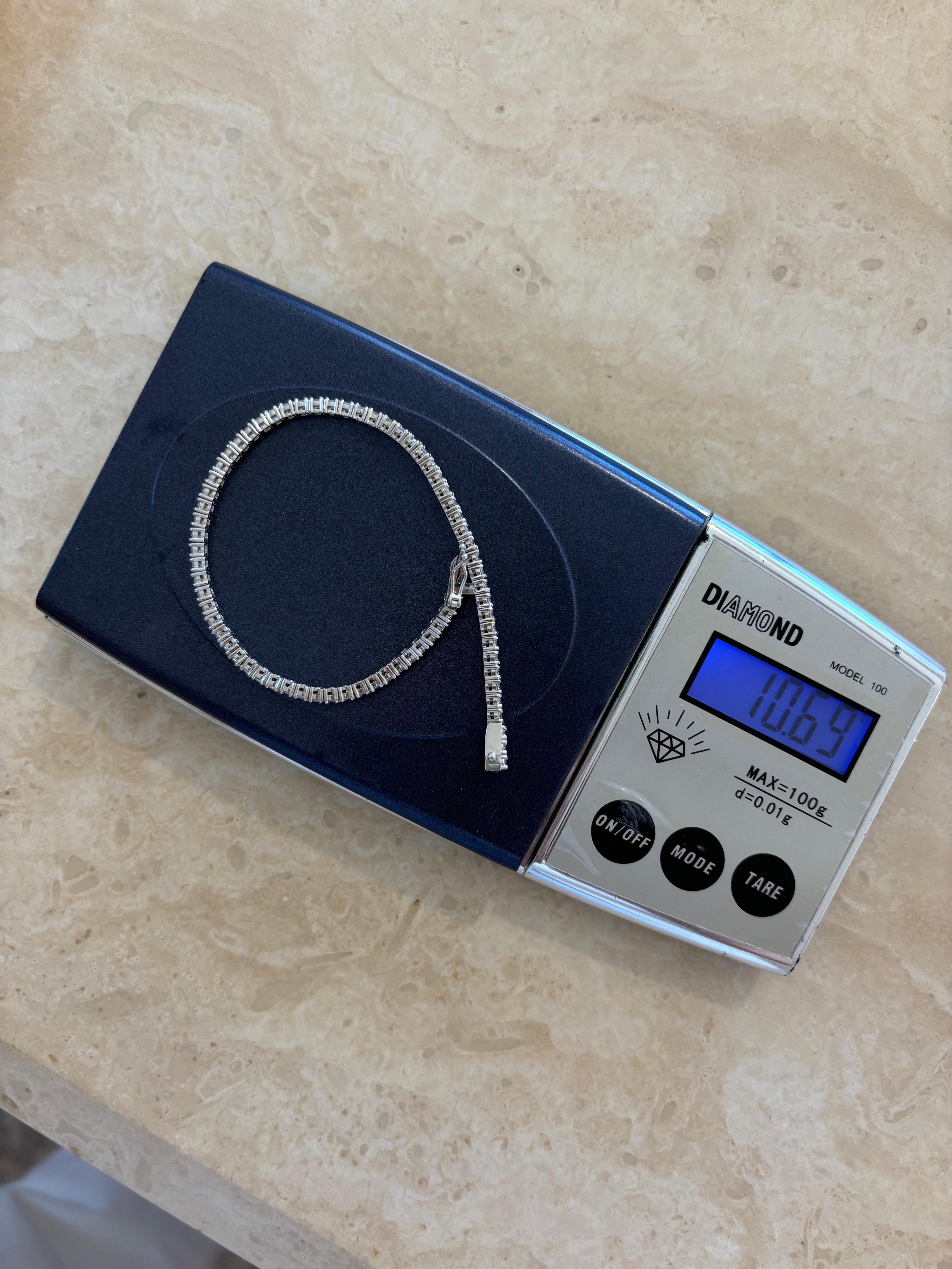 3,60 Karat natürliches Diamant-Tennisarmband, 10 Karat 18K Weißgold für Damen oder Herren im Angebot