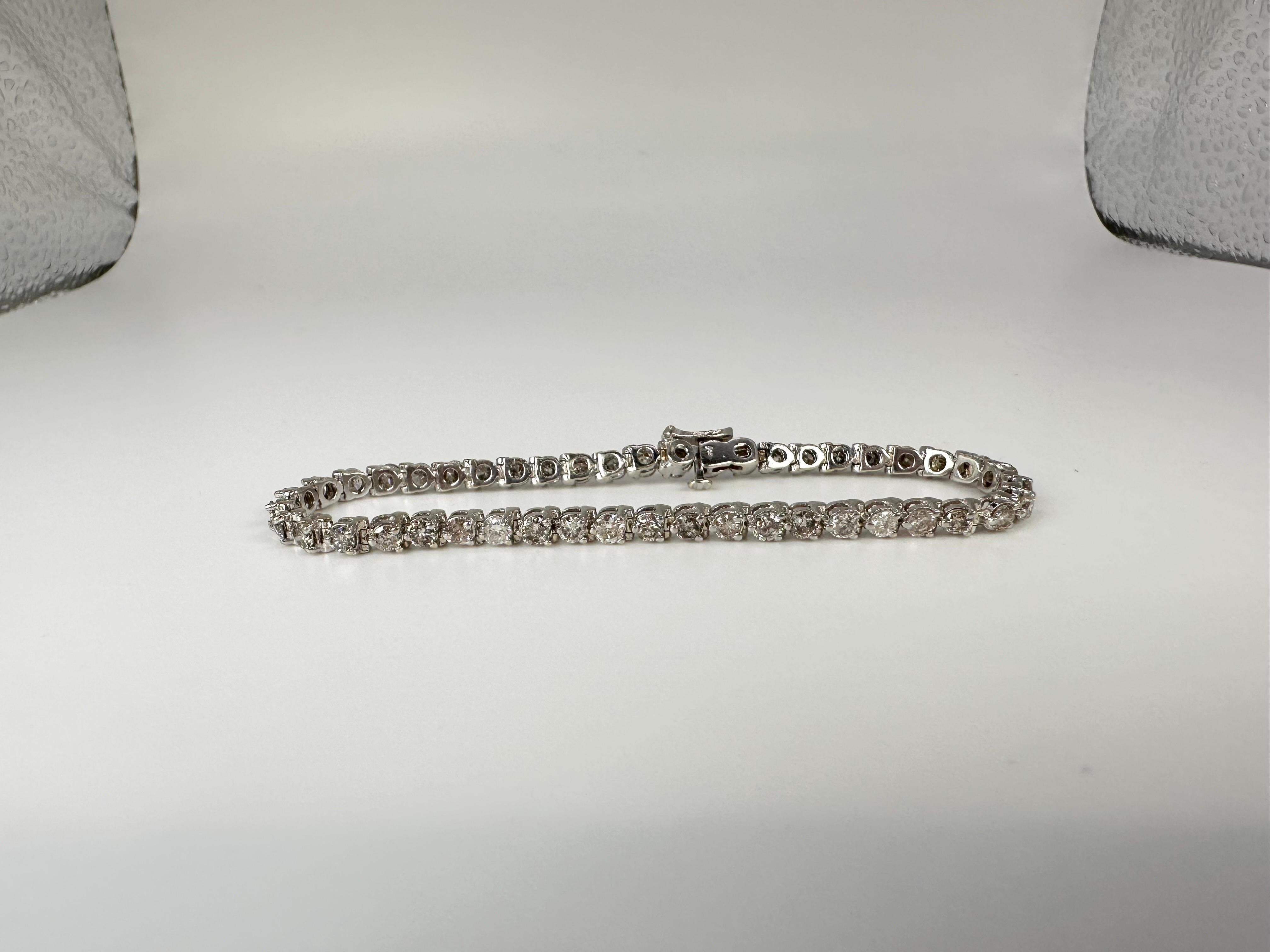 Diamond Tennis Bracelet 4.50 Carat 14 Karat White Gold Diamond Bracelet In New Condition For Sale In Jupiter, FL