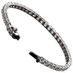Diamond Tennis Bracelet 4.93 Carat DEF Color VS2 18 Karat White Gold