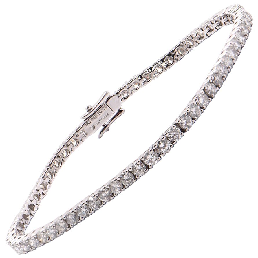 Diamond Tennis Bracelet 5.21 Carat in 18 Carat White Gold For Sale