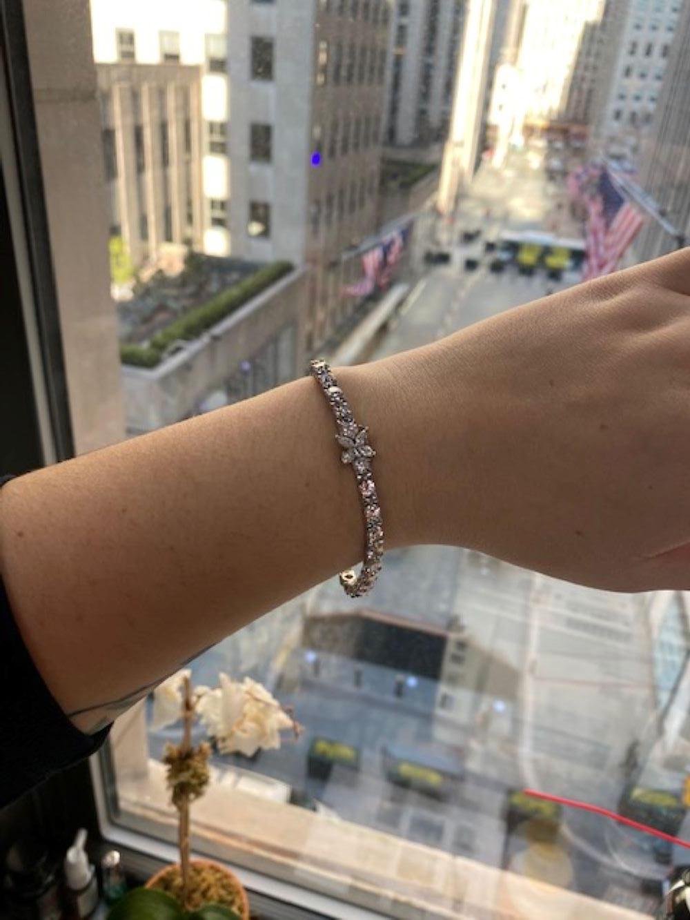 Diamond Tennis Bracelet 8.13 Carat In New Condition For Sale In New York, NY