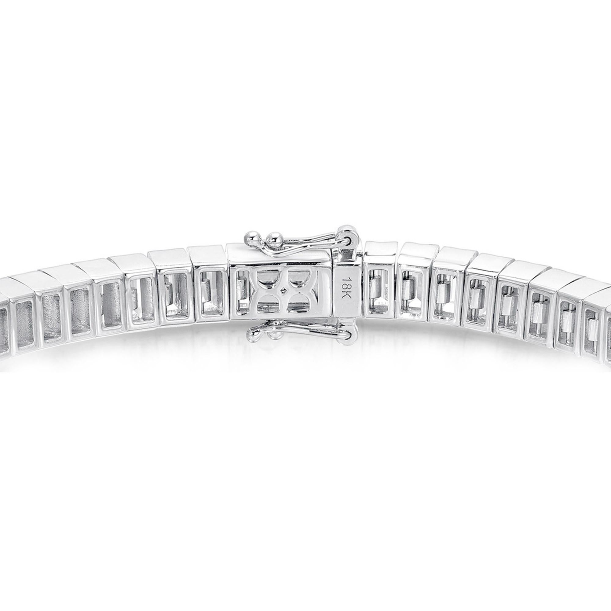 Diamond Tennis Bracelet Baguette Cut 15.2 Carats Total 18K White Gold In Excellent Condition For Sale In Aliso Viejo, CA