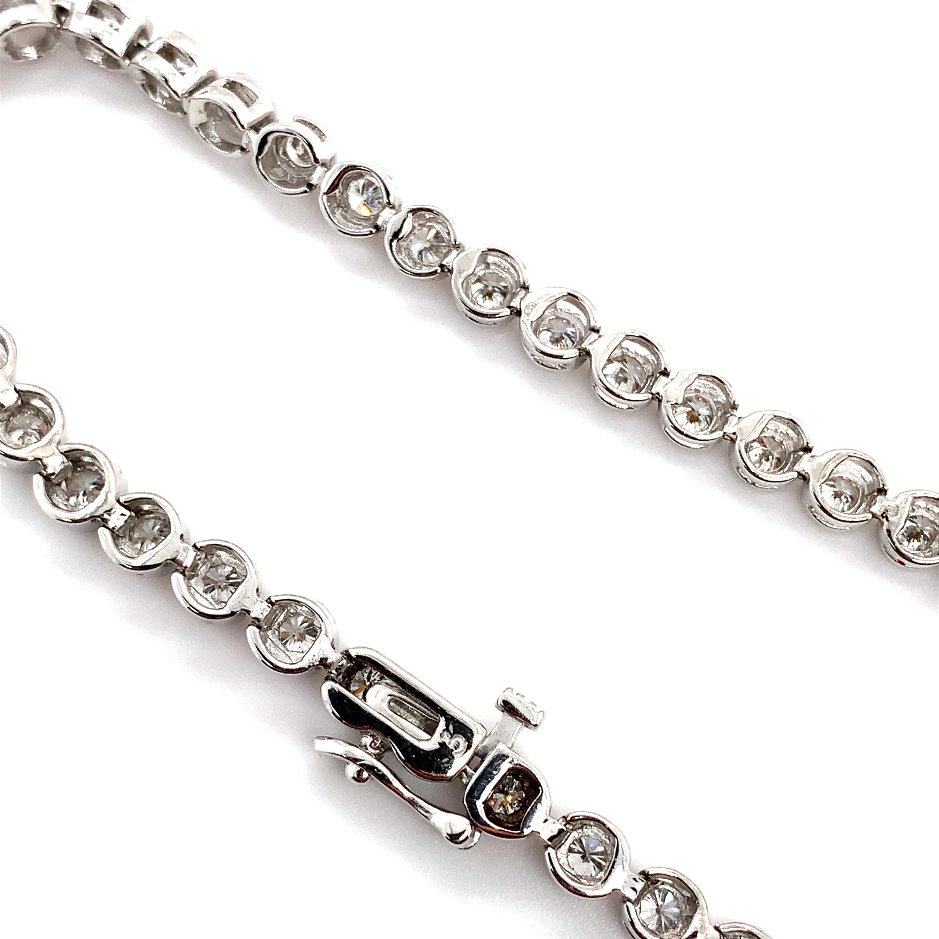 Diamond tennis bracelet bezel rubover 18k white gold For Sale 4
