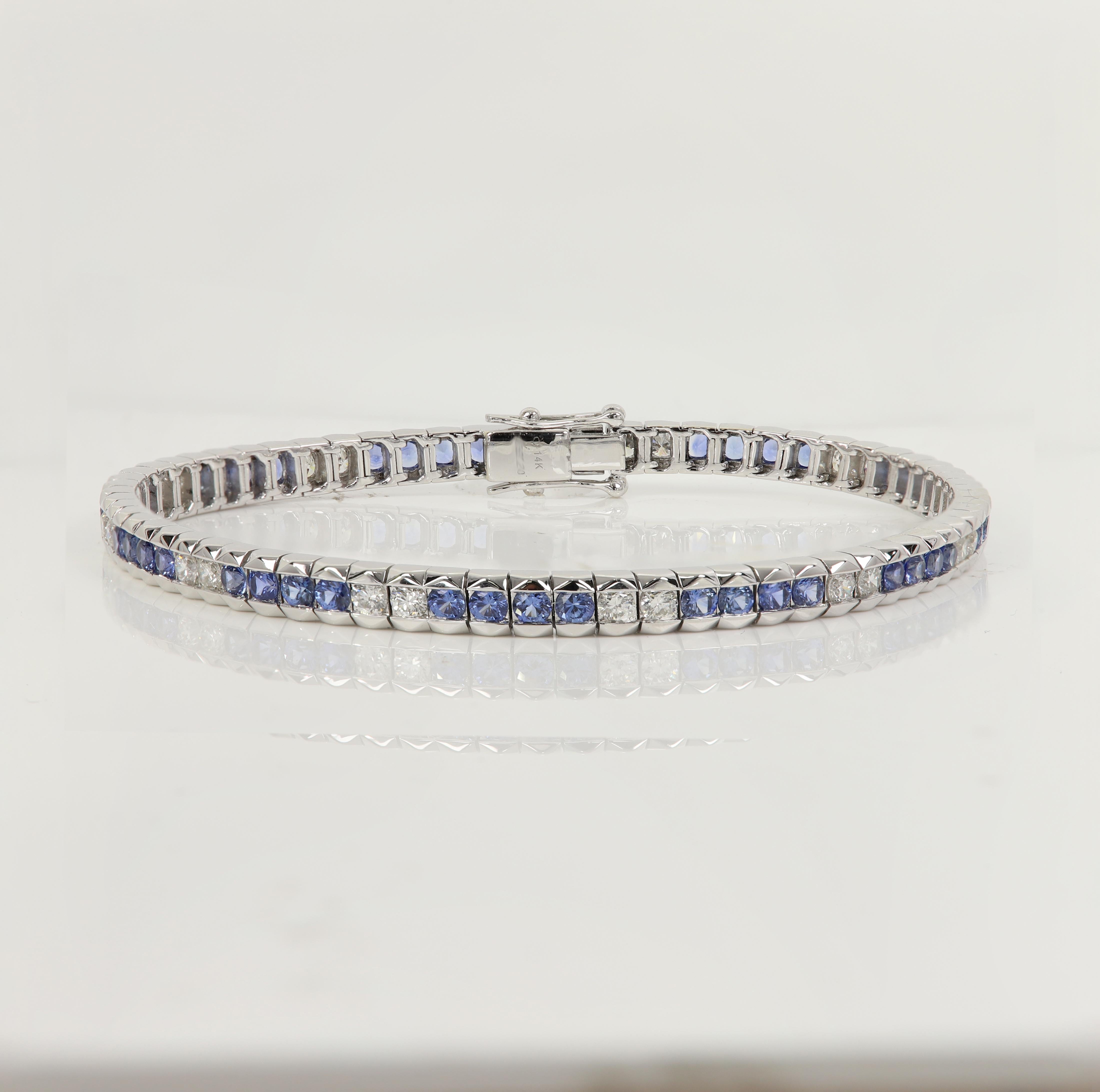 Bracelet ange en or jaune 18 carats, émail et diamants, style nouveau 1910 en vente 5