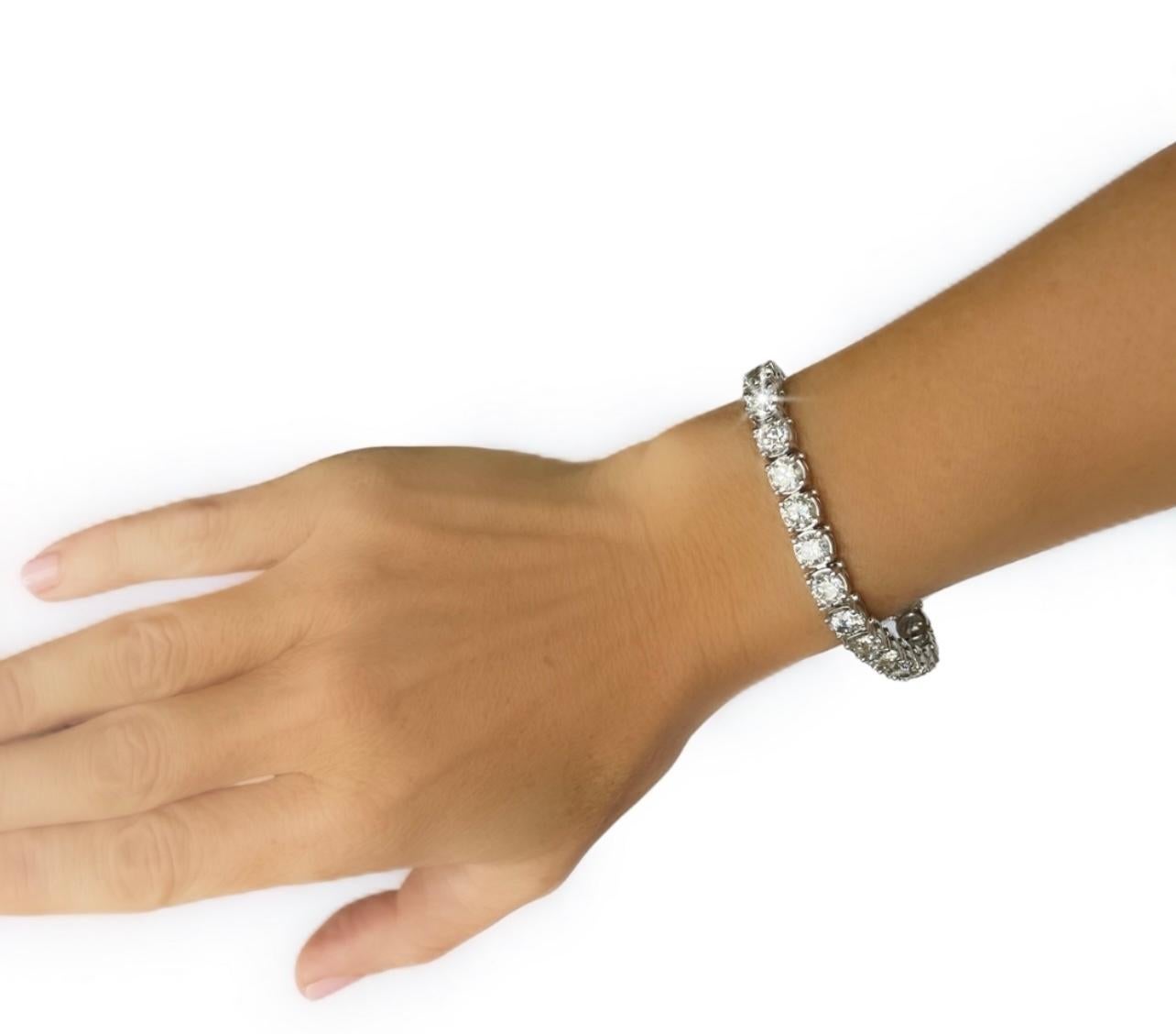 Diamant-Tennisarmband mit 29,75 Karat Diamanten in groen Diamanten im Zustand „Neu“ in Derby, NY