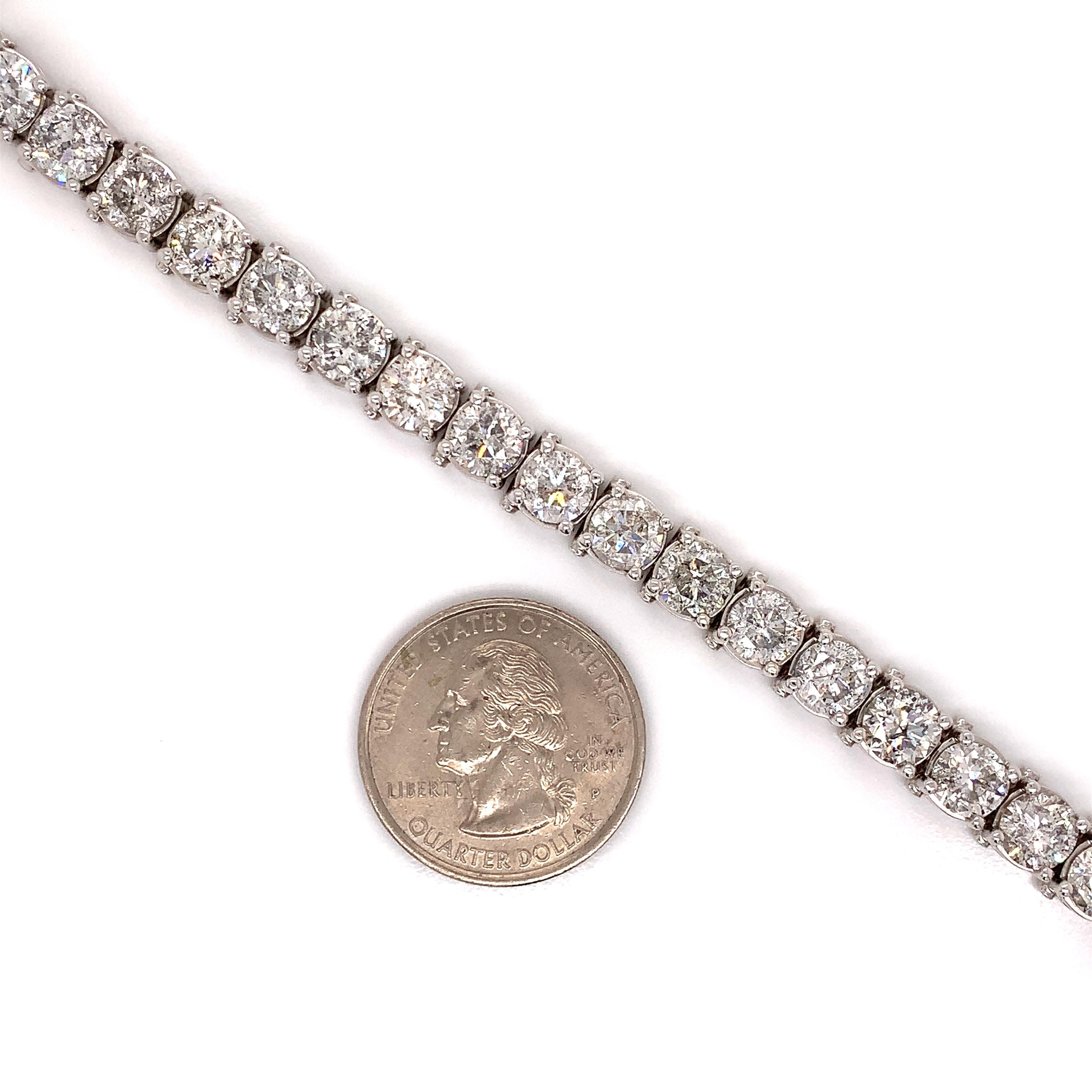 Contemporary Diamond Tennis Bracelet With 29.75 Carats in Large Diamonds