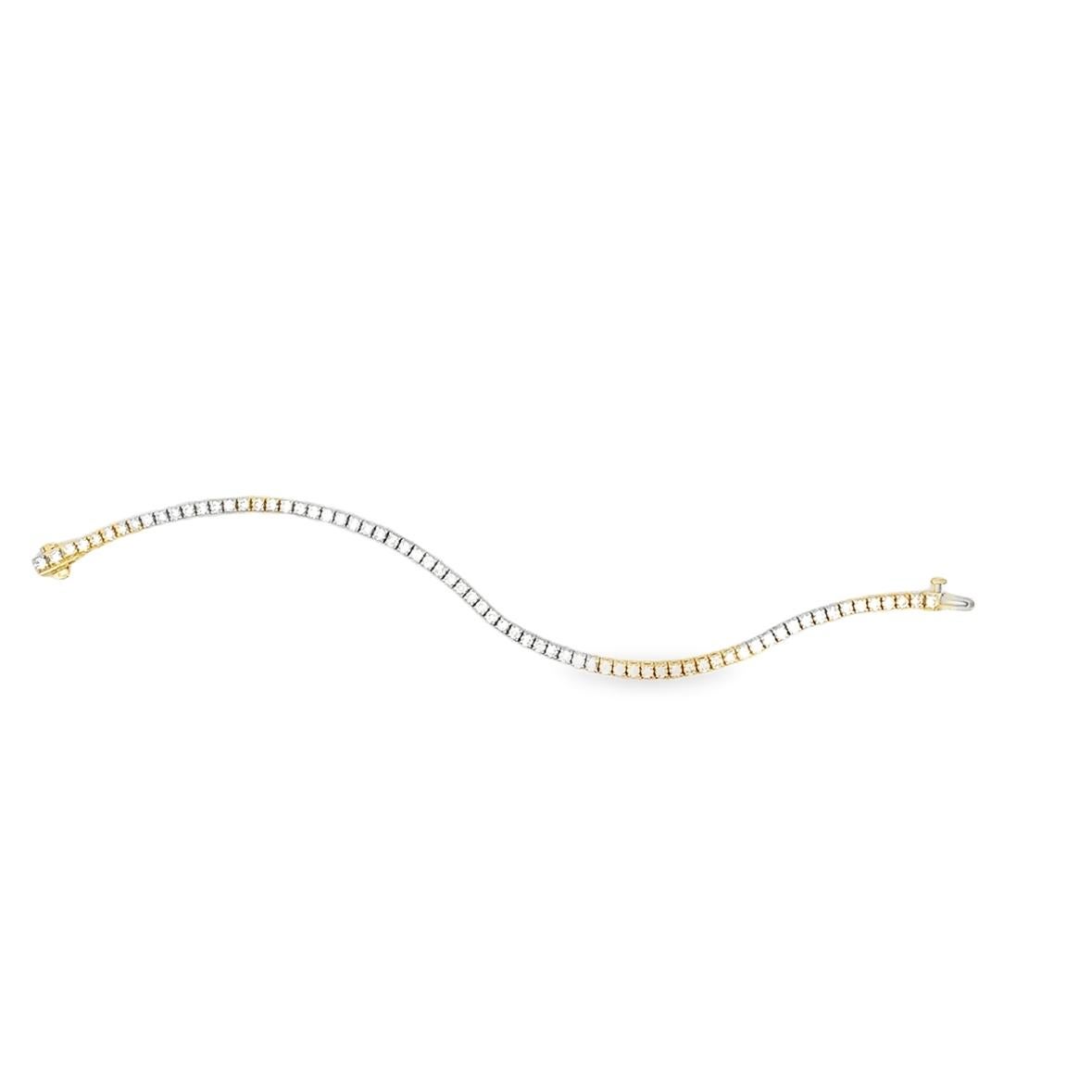 Diamond Tennis Bracelet In New Condition For Sale In Los Angeles, CA