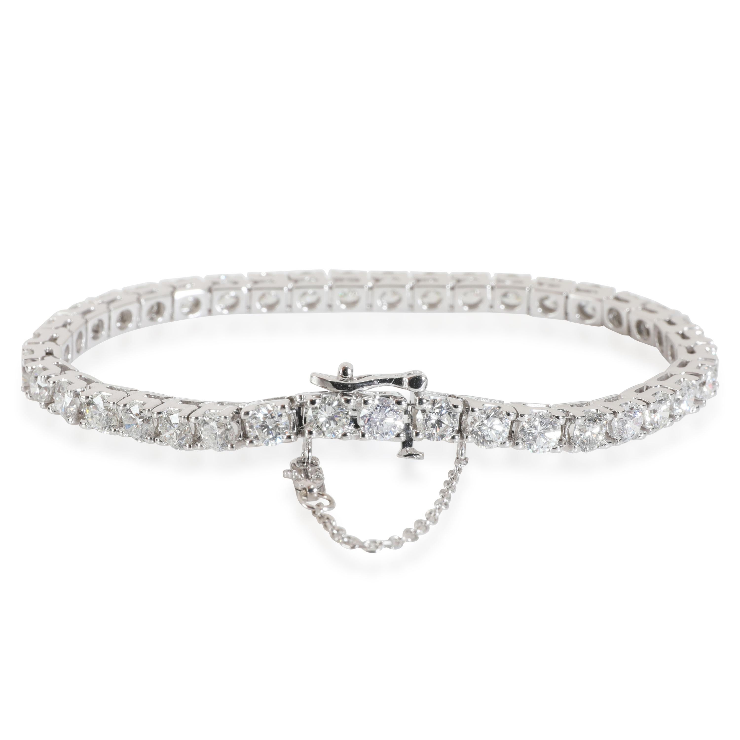 
Diamond Tennis Bracelet in 14K White Gold 9.98 CTW

PRIMARY DETAILS
SKU: 114547
Listing Title: Diamond Tennis Bracelet in 14K White Gold 9.98 CTW
Condition Description: In excellent condition and recently polished. Chain is 7 inches in