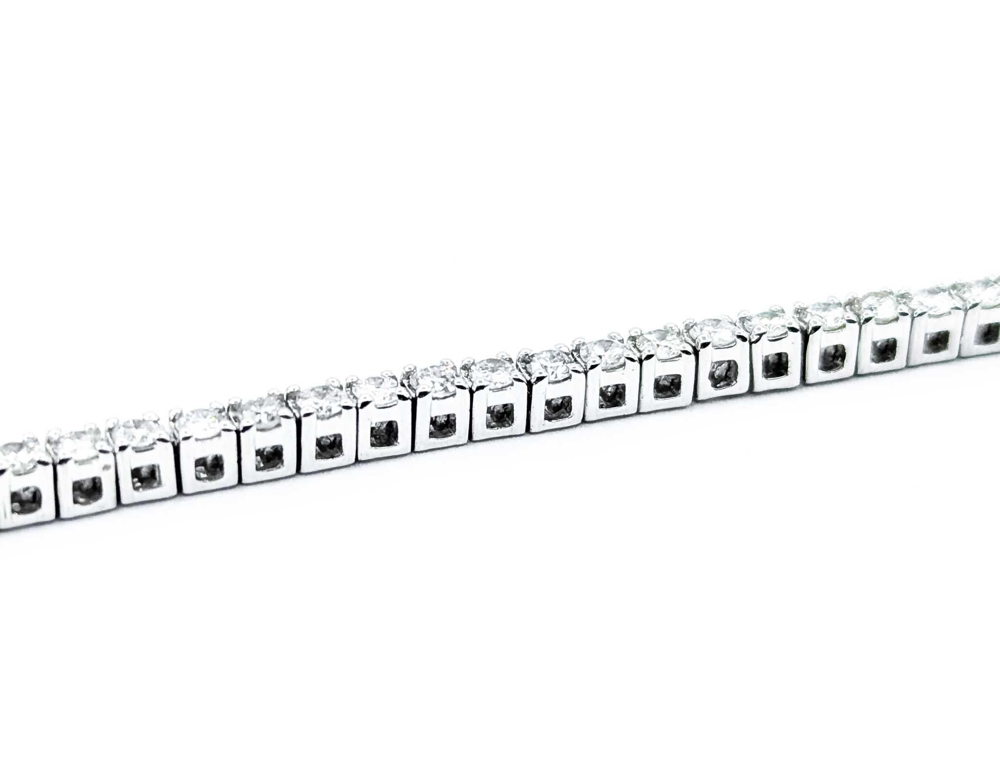 Diamant-Tennisarmband aus 14k Weißgold im Zustand „Hervorragend“ im Angebot in Bloomington, MN