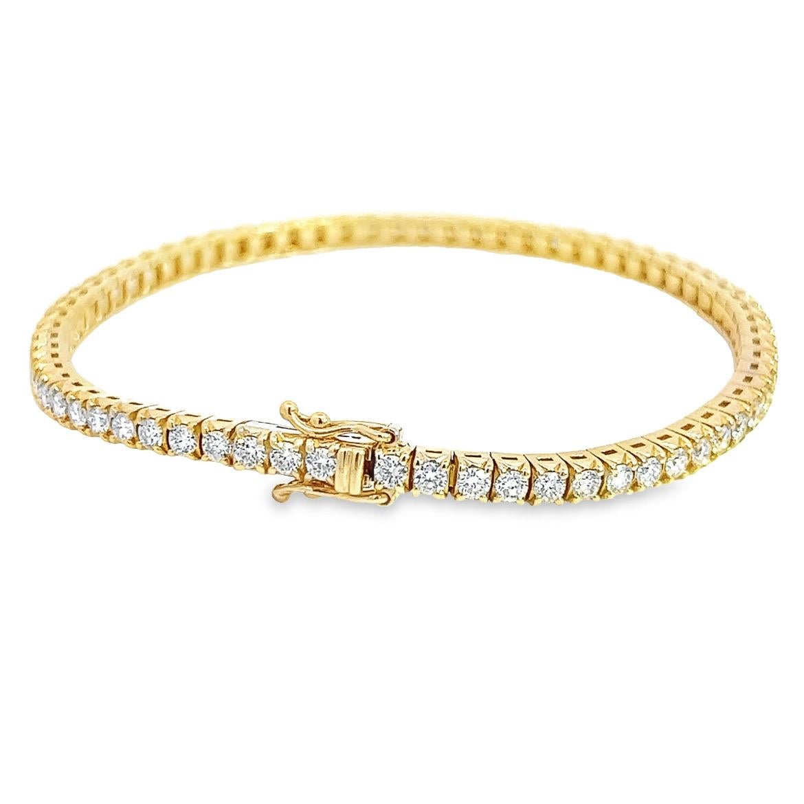Women's or Men's Diamond Tennis Bracelet in 14K Yellow Gold, Natural Full Brilliant Cut Diamond For Sale