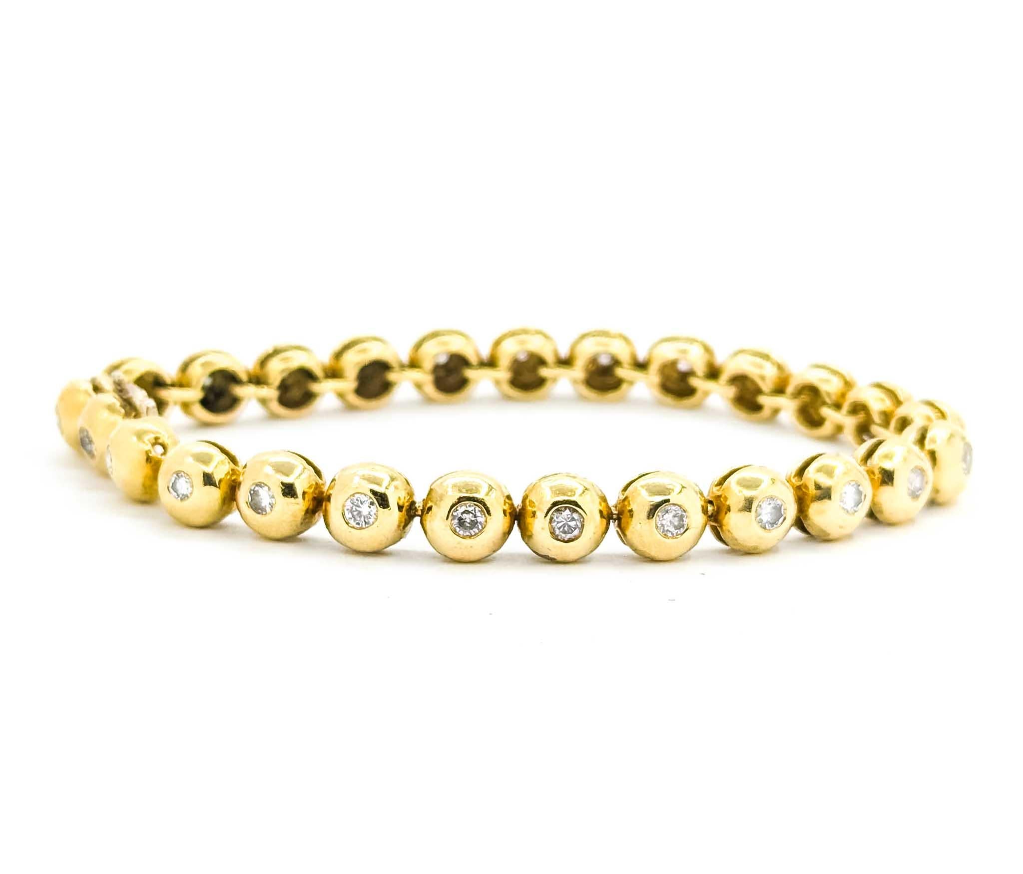 Bracciale tennis con diamanti in oro 18 carati in vendita 2