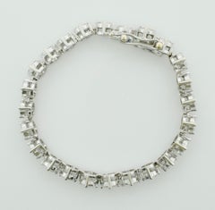 Diamond Tennis Bracelet in Platinum and White Gold 7.20 Carat Petite Size