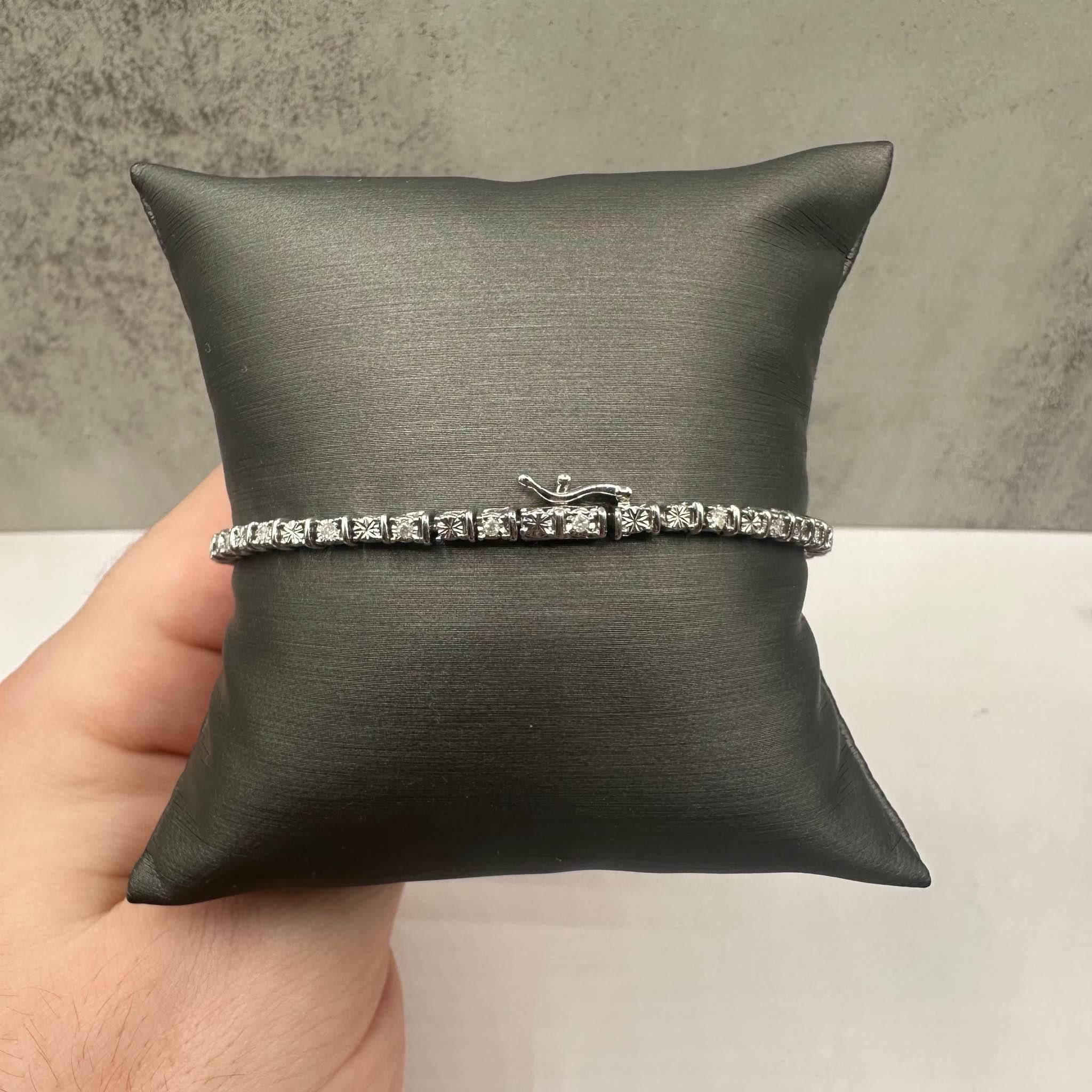 Diamant-Tennisarmband aus Sterlingsilber - 0,25ctw IJ I Reinheit, 7 1/8