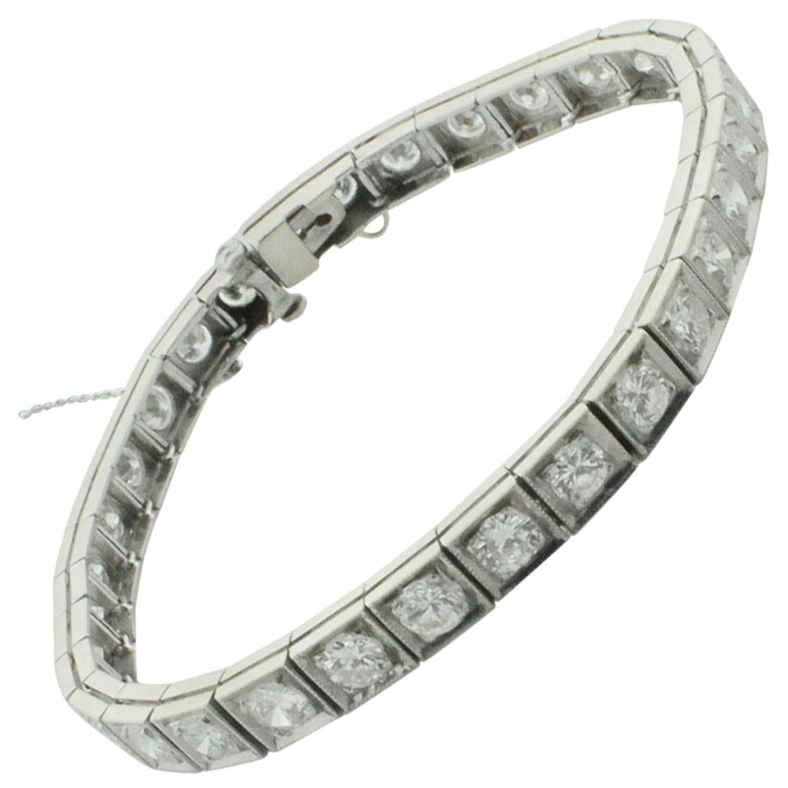 Diamant-Tennisarmband aus Weißgold, 6,50 Karat, ca. 1940er Jahre