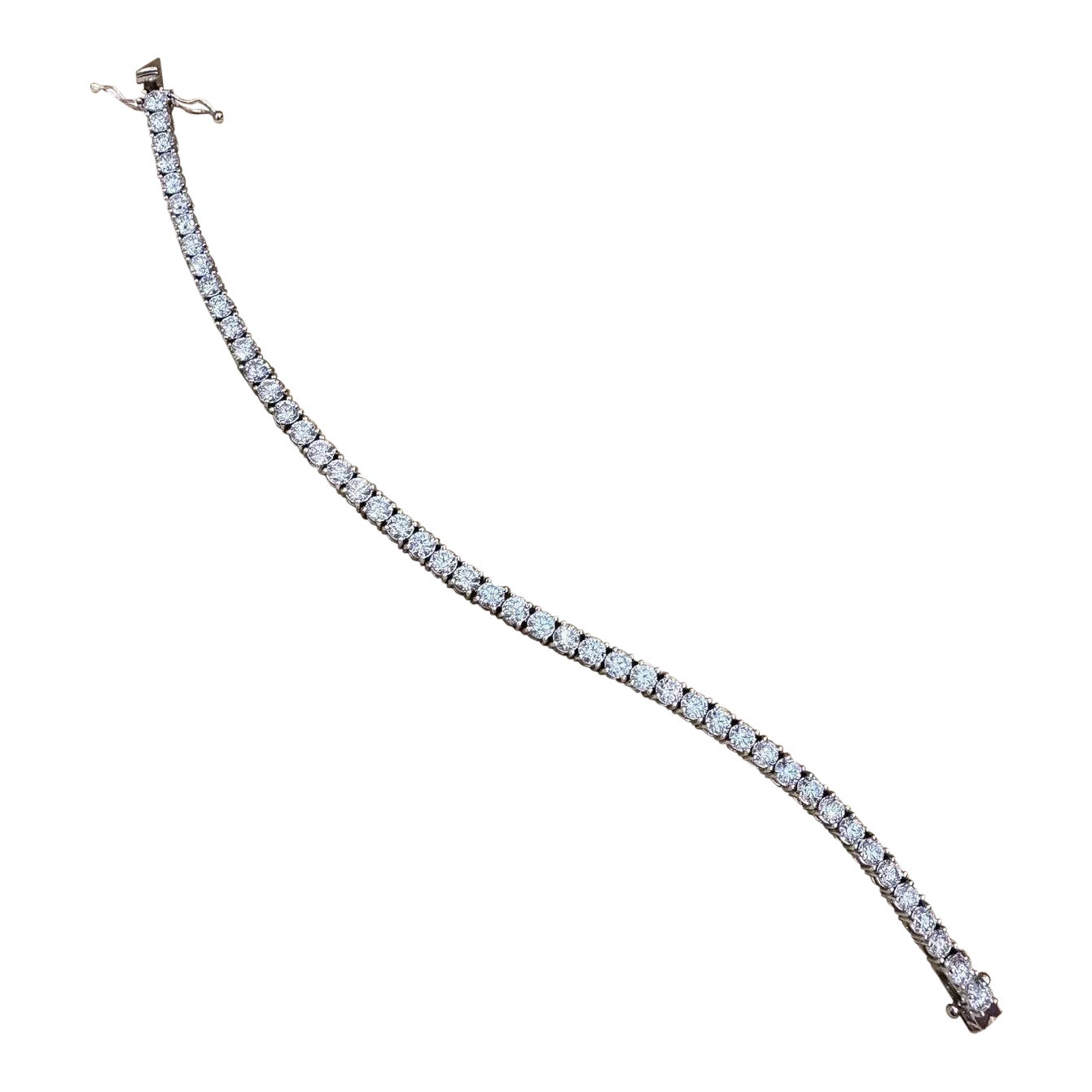 Pulsera de tenis de diamantes redondos de 7 quilates en oro blanco de 14k de 7 pulgadas en venta