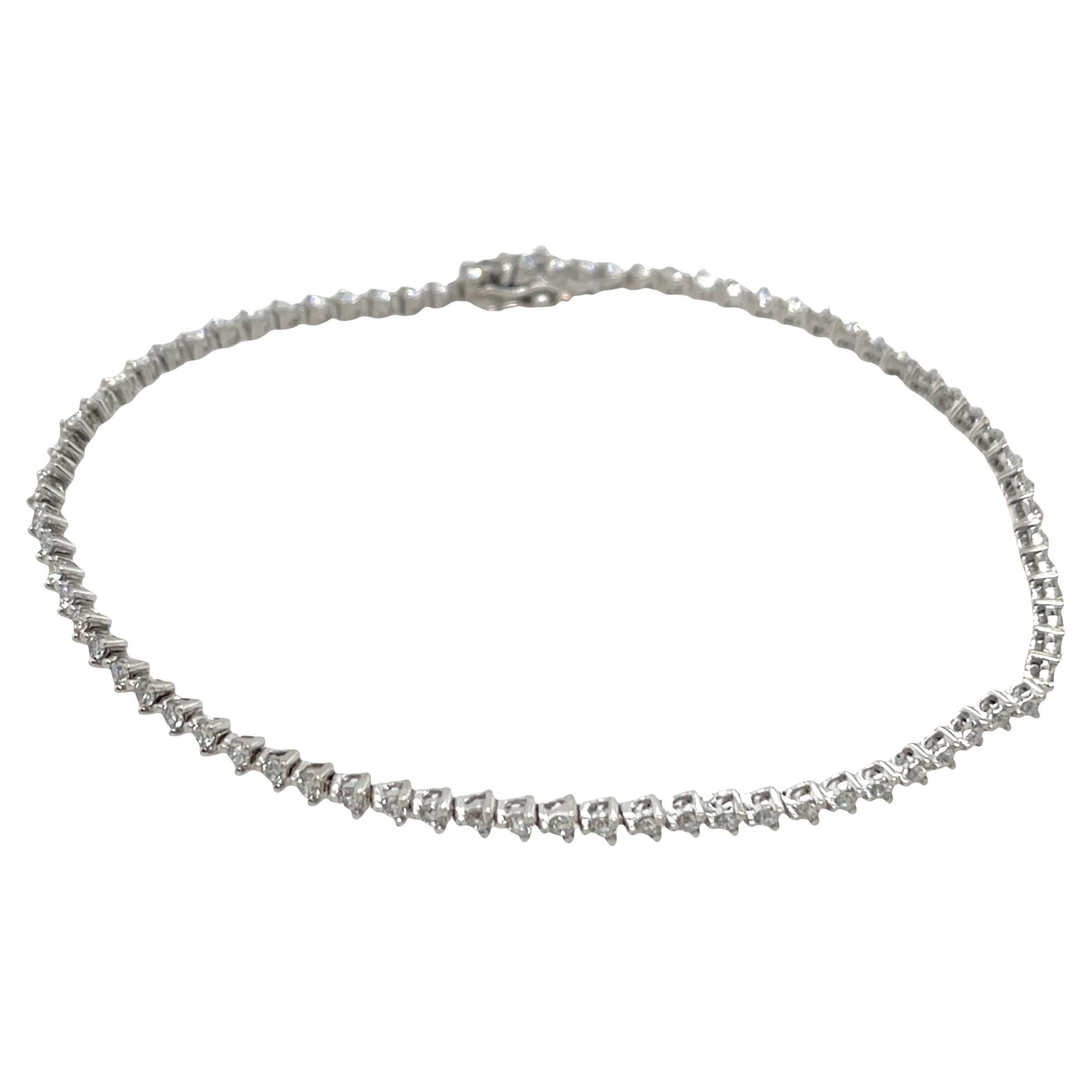 Pulsera de tenis con diamantes en oro blanco de 18 ct en venta