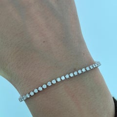 Diamant-Tennisarmband aus 18 Karat Weißgold mit 2,20 Karat