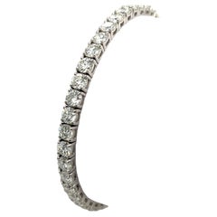 Diamond Tennis Bracelet Set With 10.50ct Natural Diamonds in 18ct White Gold