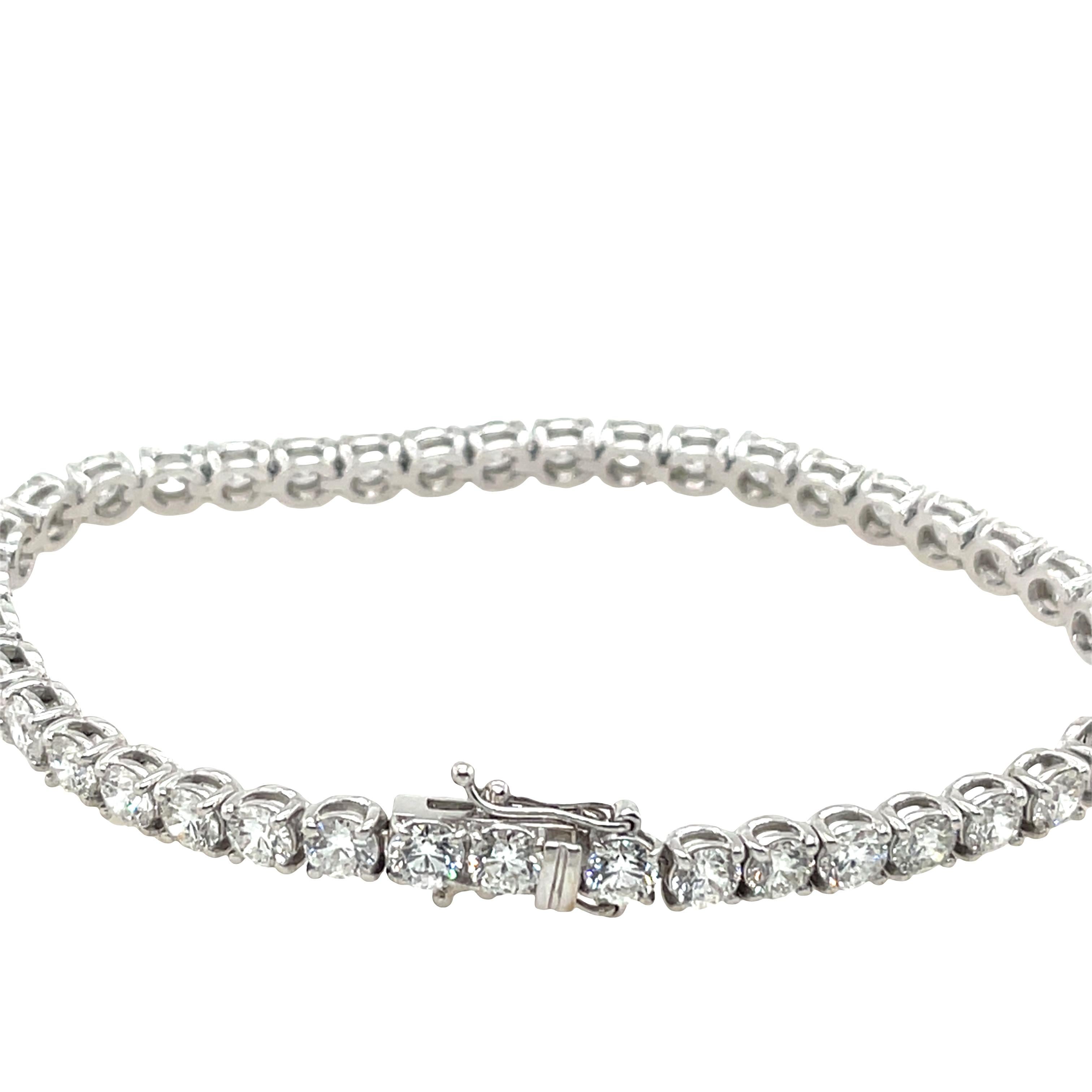 Bracciale Tennis con diamanti naturali da 10,57 carati in oro bianco da 18 carati in vendita 3