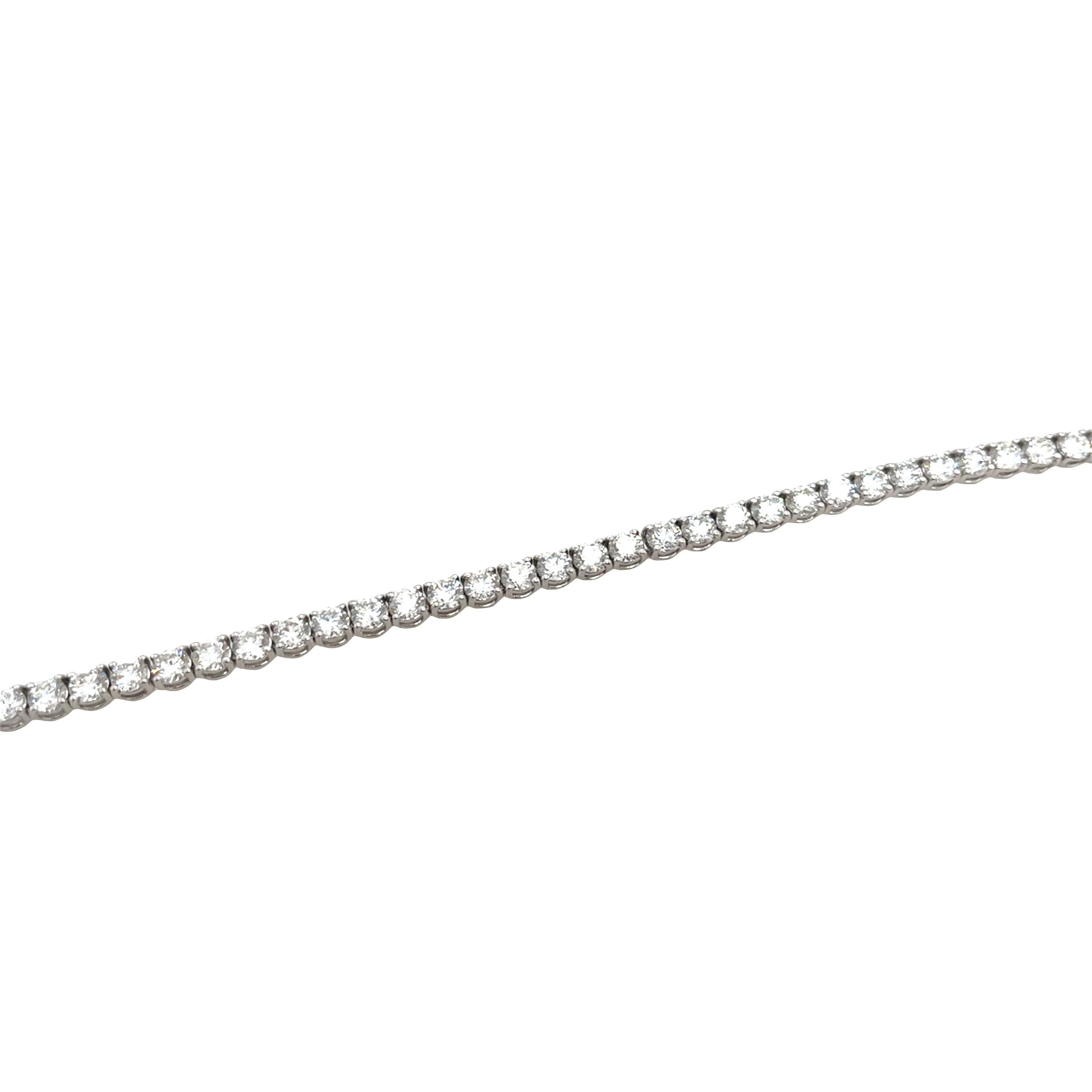 Bracciale Tennis con diamanti naturali da 10,57 carati in oro bianco da 18 carati in vendita 4