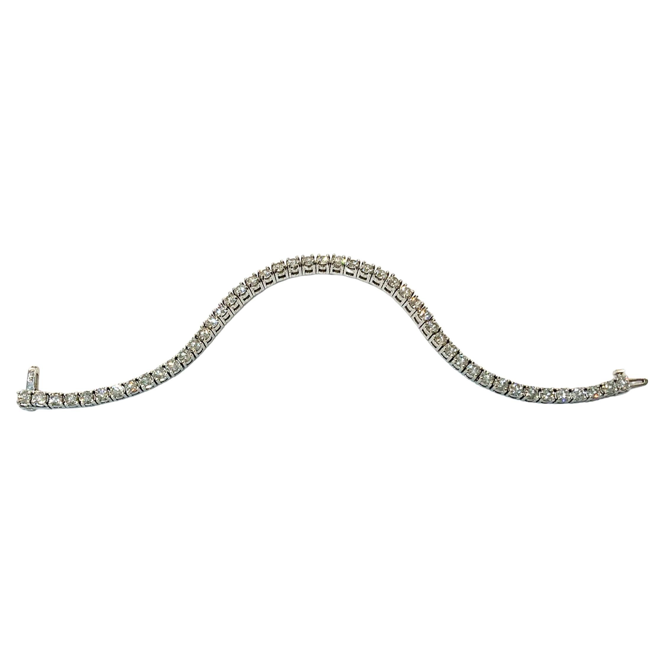 Contemporain Bracelet tennis VS2 en or blanc 8,20 carats et diamants en vente