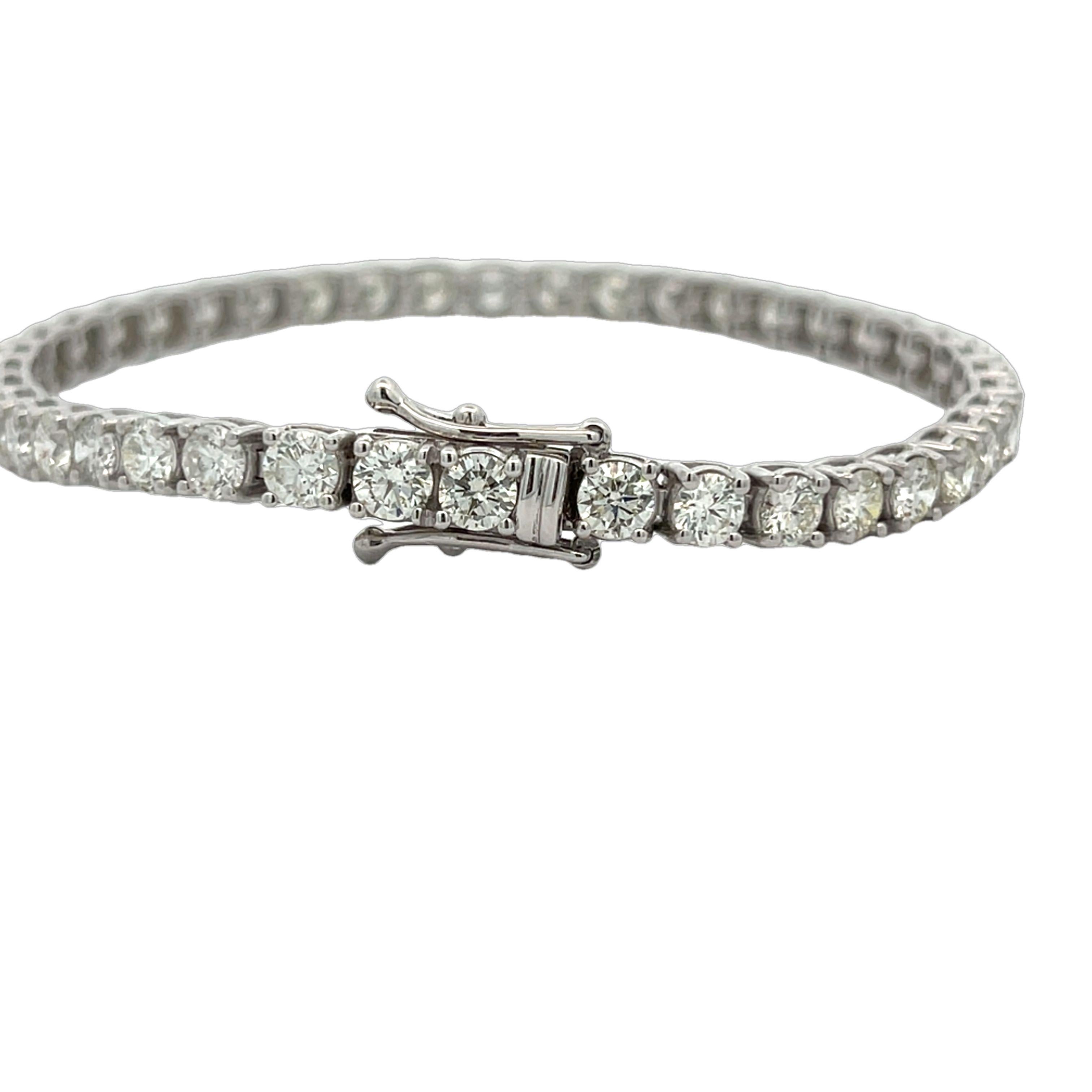 Pulsera de tenis de diamantes Diamantes redondos blancos 8,88CT, color H claridad SI 14KW Moderno en venta